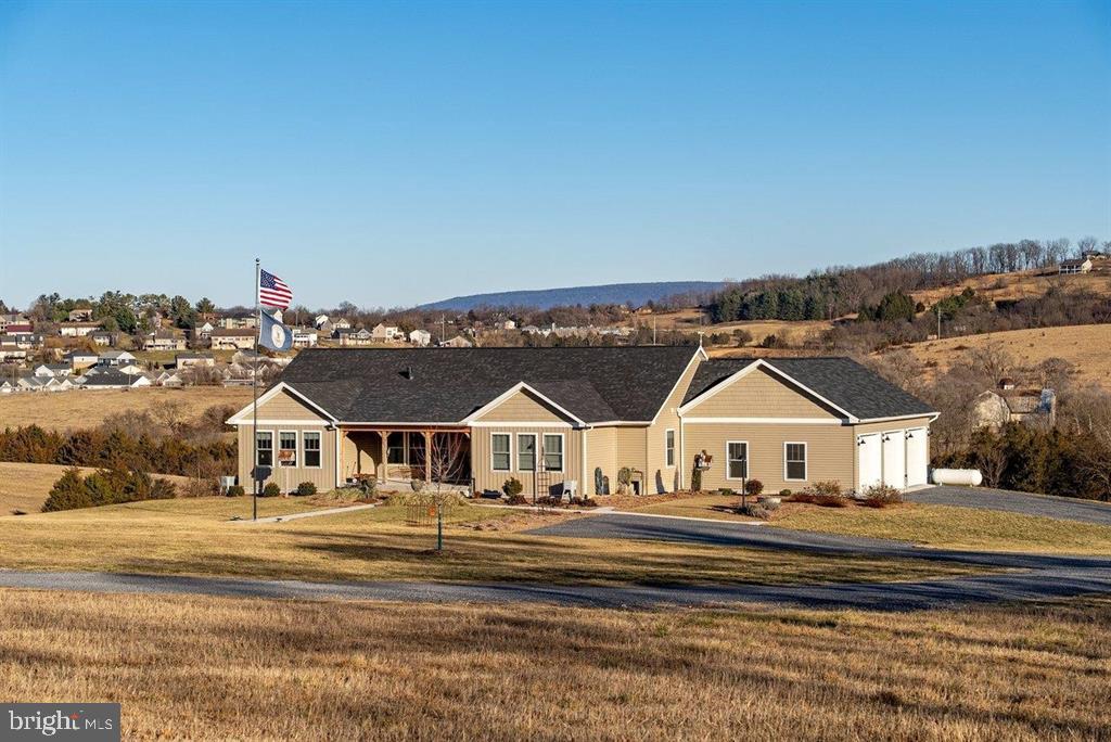 10716 HARPINE HWY, BROADWAY, Virginia 22815, 5 Bedrooms Bedrooms, ,4 BathroomsBathrooms,Residential,For sale,10716 HARPINE HWY,VARO2002796 MLS # VARO2002796