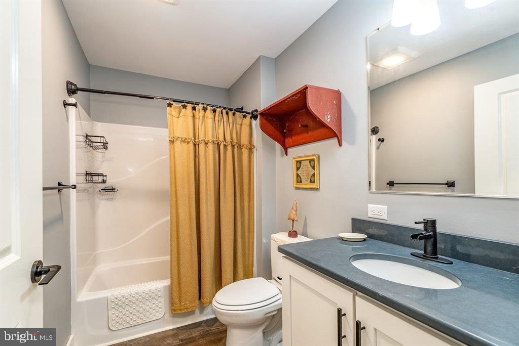 10716 HARPINE HWY, BROADWAY, Virginia 22815, 5 Bedrooms Bedrooms, ,4 BathroomsBathrooms,Residential,For sale,10716 HARPINE HWY,VARO2002796 MLS # VARO2002796