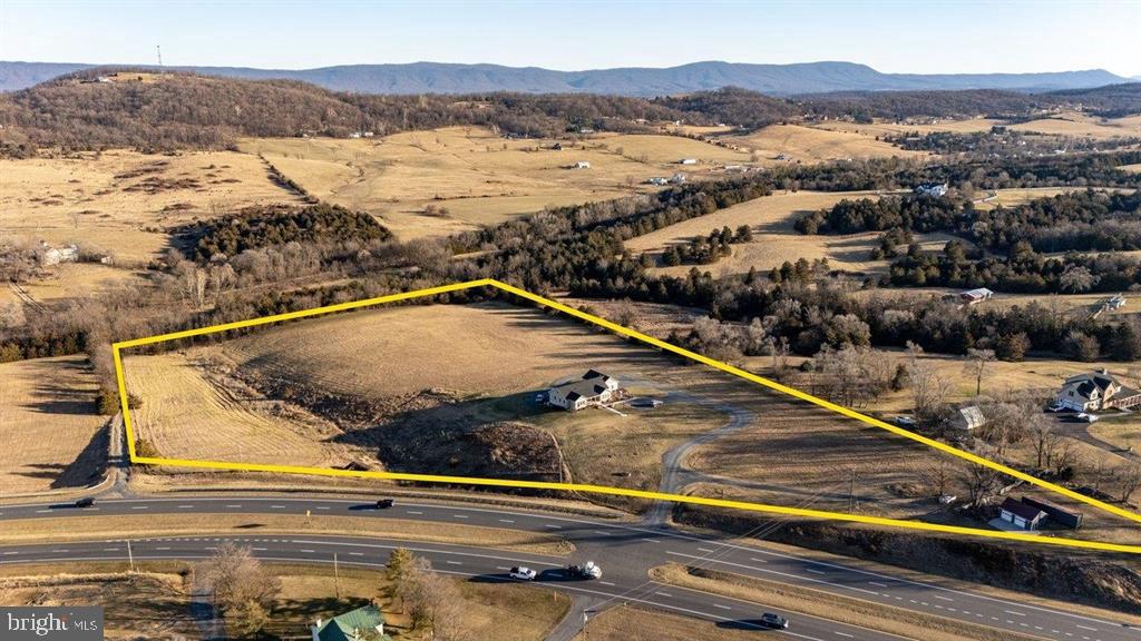 10716 HARPINE HWY, BROADWAY, Virginia 22815, 5 Bedrooms Bedrooms, ,4 BathroomsBathrooms,Residential,For sale,10716 HARPINE HWY,VARO2002796 MLS # VARO2002796