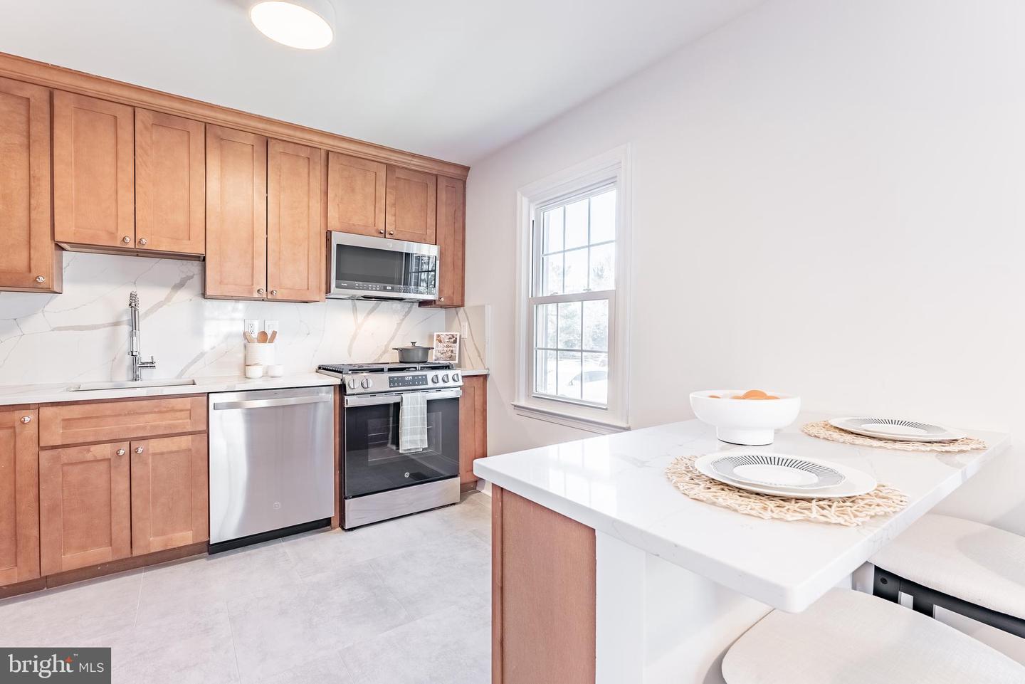 5480 LIGHTHOUSE LN, BURKE, Virginia 22015, 3 Bedrooms Bedrooms, ,2 BathroomsBathrooms,Residential,For sale,5480 LIGHTHOUSE LN,VAFX2285334 MLS # VAFX2285334 5480 LIGHTHOUSE LN, BURKE, Virginia 22015, 3 Bedrooms Bedrooms, ,2 BathroomsBathrooms,Residential,For sale,5480 LIGHTHOUSE LN,VAFX2285334 MLS # VAFX2285334