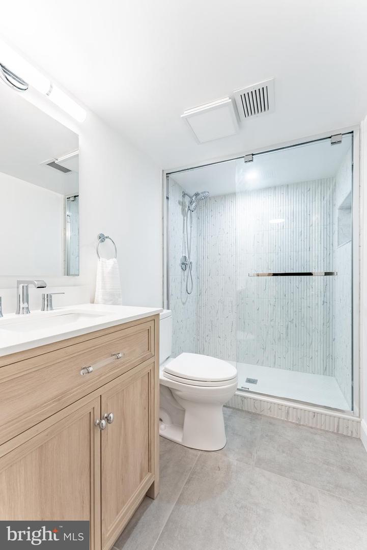 5480 LIGHTHOUSE LN, BURKE, Virginia 22015, 3 Bedrooms Bedrooms, ,2 BathroomsBathrooms,Residential,For sale,5480 LIGHTHOUSE LN,VAFX2285334 MLS # VAFX2285334 5480 LIGHTHOUSE LN, BURKE, Virginia 22015, 3 Bedrooms Bedrooms, ,2 BathroomsBathrooms,Residential,For sale,5480 LIGHTHOUSE LN,VAFX2285334 MLS # VAFX2285334