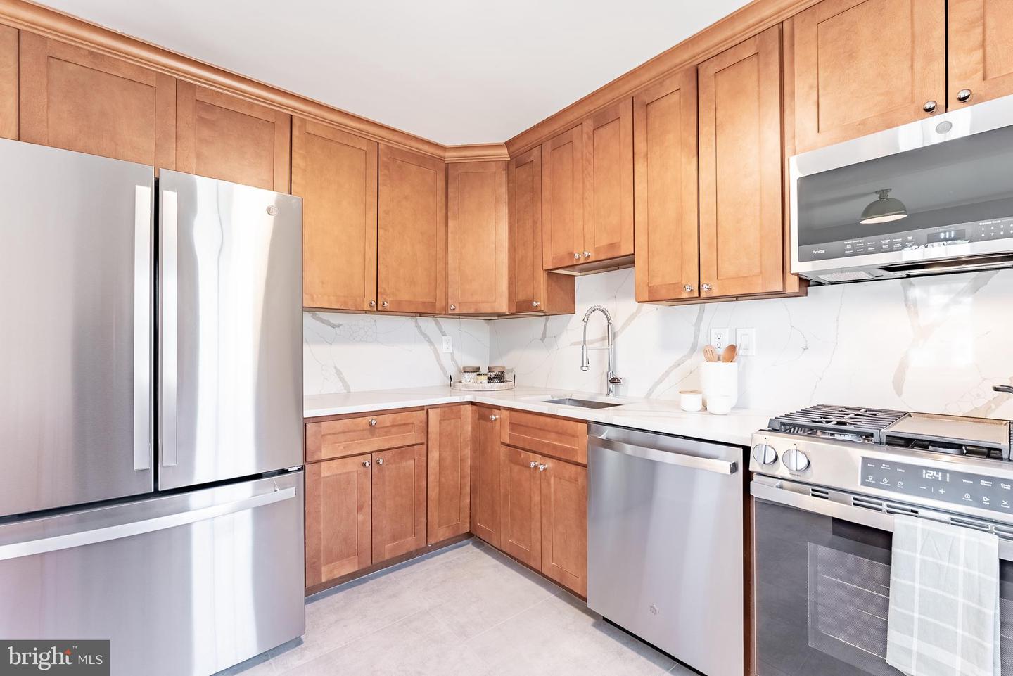 5480 LIGHTHOUSE LN, BURKE, Virginia 22015, 3 Bedrooms Bedrooms, ,2 BathroomsBathrooms,Residential,For sale,5480 LIGHTHOUSE LN,VAFX2285334 MLS # VAFX2285334 5480 LIGHTHOUSE LN, BURKE, Virginia 22015, 3 Bedrooms Bedrooms, ,2 BathroomsBathrooms,Residential,For sale,5480 LIGHTHOUSE LN,VAFX2285334 MLS # VAFX2285334