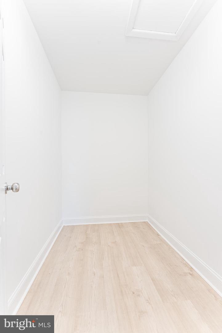 5480 LIGHTHOUSE LN, BURKE, Virginia 22015, 3 Bedrooms Bedrooms, ,2 BathroomsBathrooms,Residential,For sale,5480 LIGHTHOUSE LN,VAFX2285334 MLS # VAFX2285334 5480 LIGHTHOUSE LN, BURKE, Virginia 22015, 3 Bedrooms Bedrooms, ,2 BathroomsBathrooms,Residential,For sale,5480 LIGHTHOUSE LN,VAFX2285334 MLS # VAFX2285334