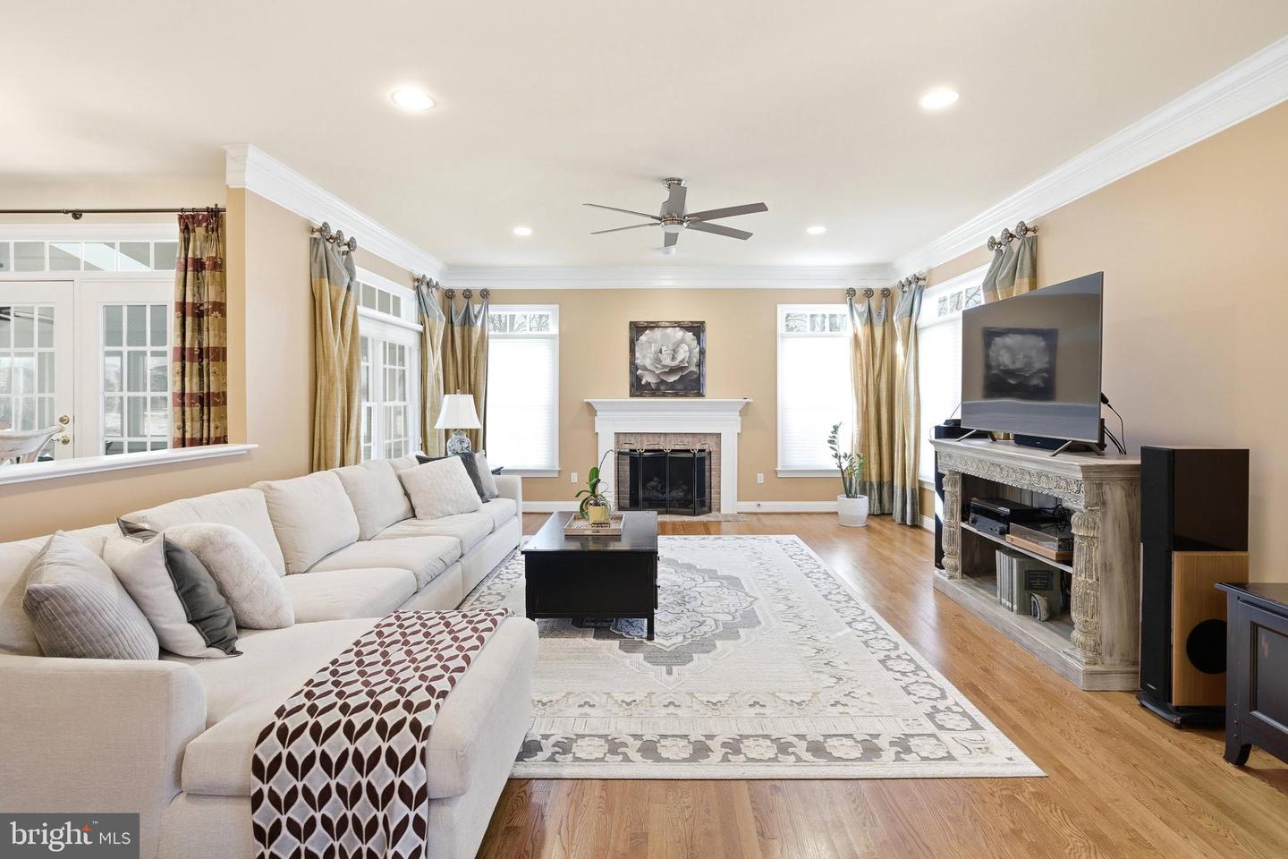 9005 LITTLETON ST, FAIRFAX, Virginia 22032, 5 Bedrooms Bedrooms, ,4 BathroomsBathrooms,Residential,For sale,9005 LITTLETON ST,VAFX2285570 MLS # VAFX2285570 9005 LITTLETON ST, FAIRFAX, Virginia 22032, 5 Bedrooms Bedrooms, ,4 BathroomsBathrooms,Residential,For sale,9005 LITTLETON ST,VAFX2285570 MLS # VAFX2285570