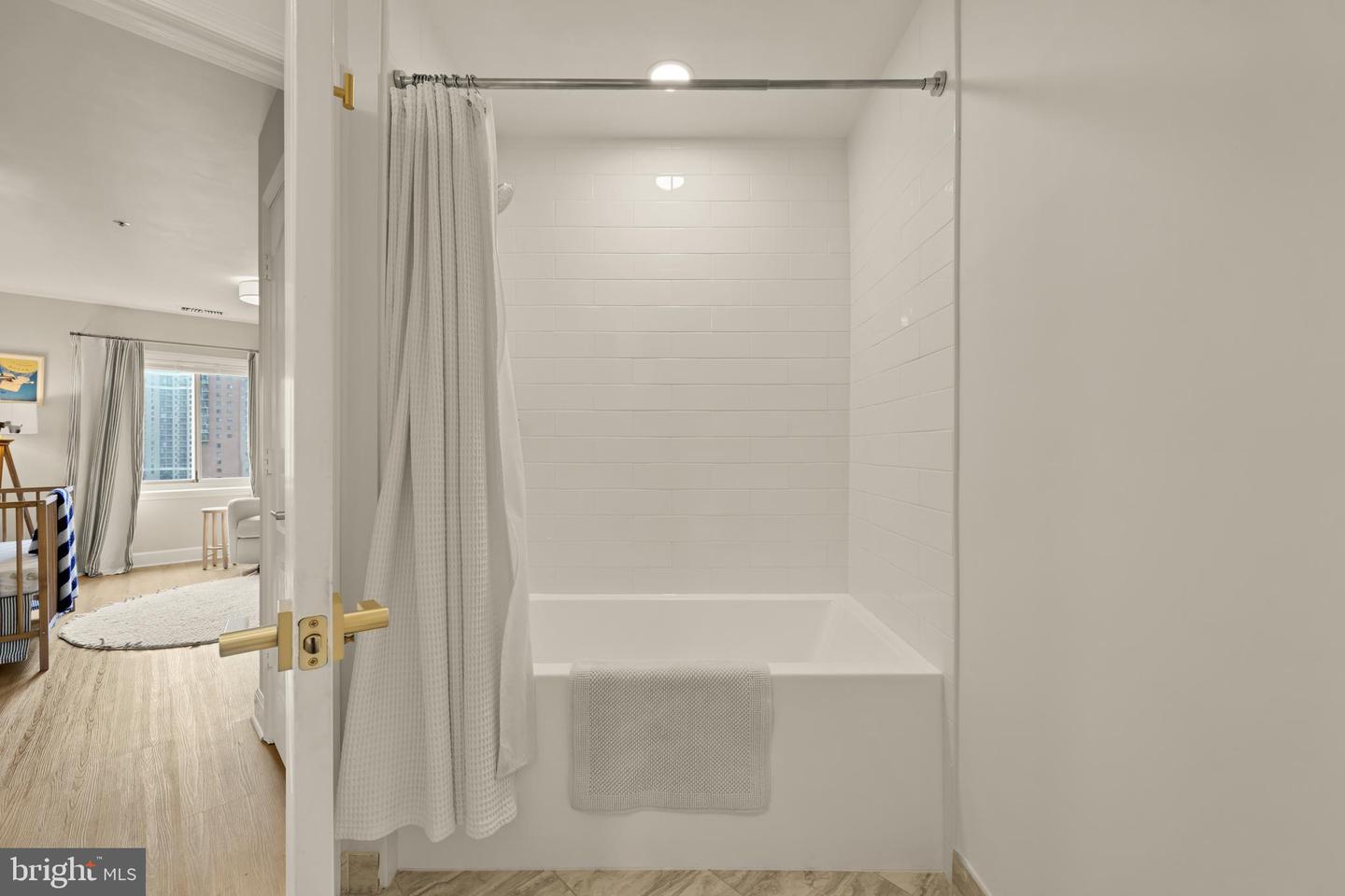 1050 N STUART ST #816, ARLINGTON, Virginia 22201, 2 Bedrooms Bedrooms, ,2 BathroomsBathrooms,Residential,For sale,1050 N STUART ST #816,VAAR2067728 MLS # VAAR2067728 1050 N STUART ST #816, ARLINGTON, Virginia 22201, 2 Bedrooms Bedrooms, ,2 BathroomsBathrooms,Residential,For sale,1050 N STUART ST #816,VAAR2067728 MLS # VAAR2067728