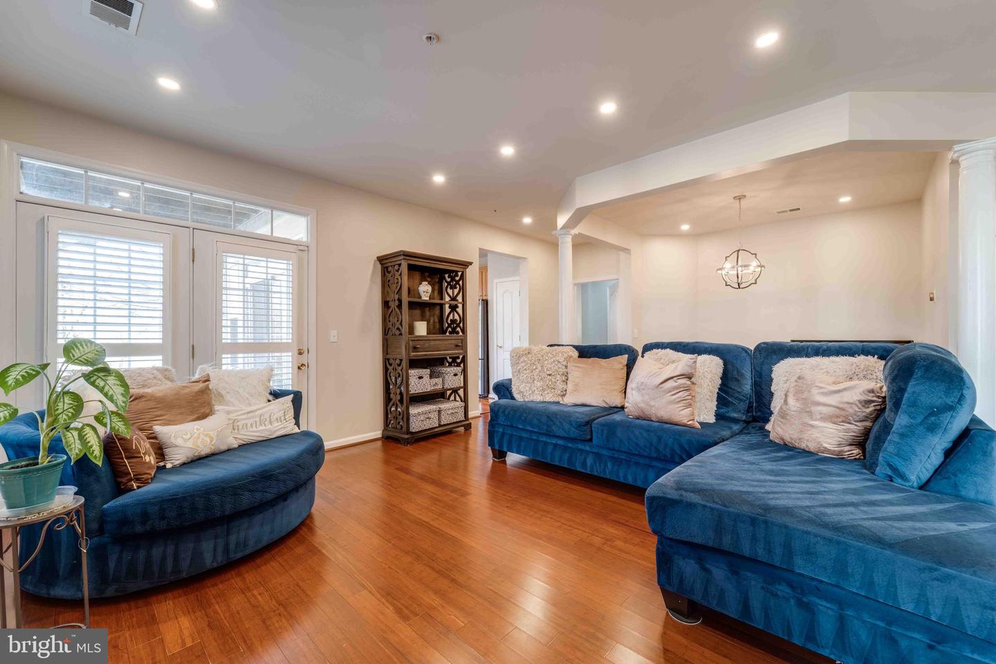 13810 GREENDALE DR, WOODBRIDGE, Virginia 22191, 3 Bedrooms Bedrooms, ,2 BathroomsBathrooms,Residential,For sale,13810 GREENDALE DR,VAPW2110510 MLS # VAPW2110510 13810 GREENDALE DR, WOODBRIDGE, Virginia 22191, 3 Bedrooms Bedrooms, ,2 BathroomsBathrooms,Residential,For sale,13810 GREENDALE DR,VAPW2110510 MLS # VAPW2110510