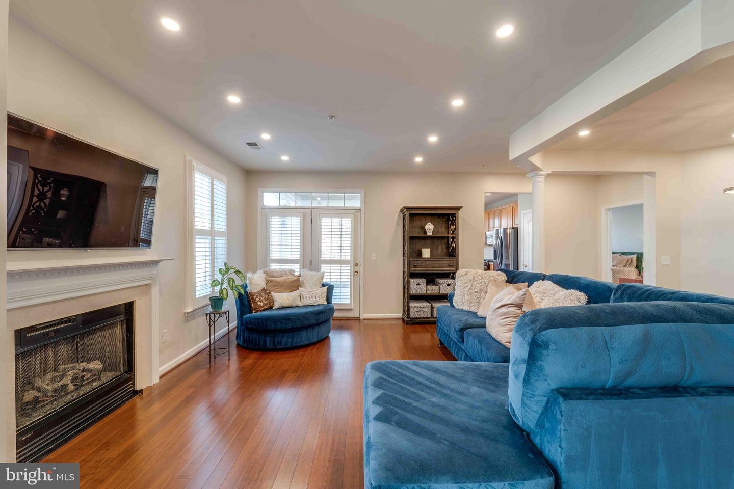 13810 GREENDALE DR, WOODBRIDGE, Virginia 22191, 3 Bedrooms Bedrooms, ,2 BathroomsBathrooms,Residential,For sale,13810 GREENDALE DR,VAPW2110510 MLS # VAPW2110510 13810 GREENDALE DR, WOODBRIDGE, Virginia 22191, 3 Bedrooms Bedrooms, ,2 BathroomsBathrooms,Residential,For sale,13810 GREENDALE DR,VAPW2110510 MLS # VAPW2110510