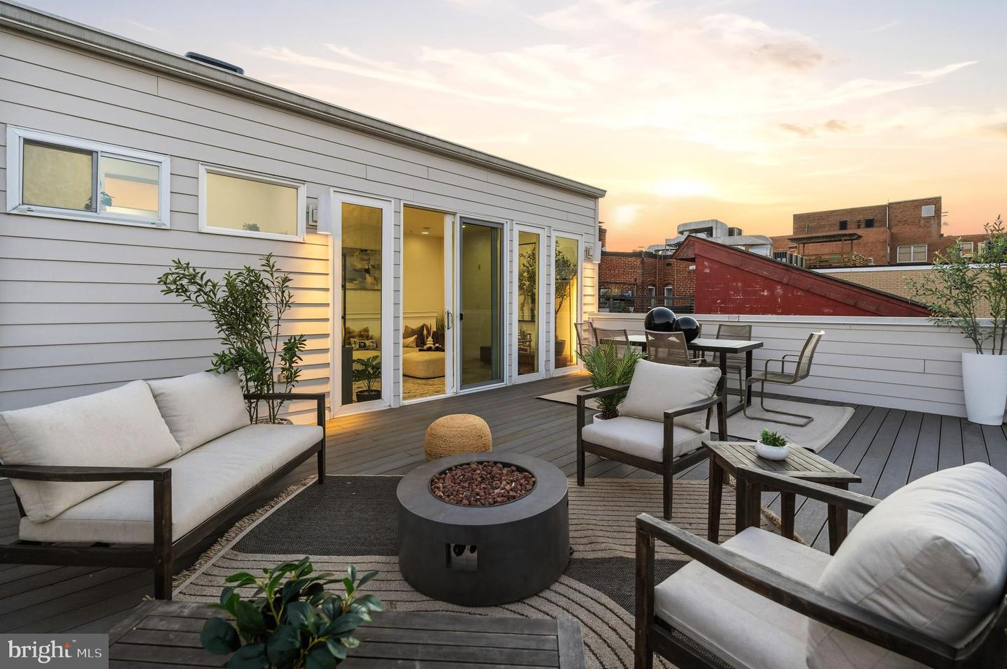 1837 KALORAMA RD NW #F, WASHINGTON, District Of Columbia 20009, 2 Bedrooms Bedrooms, ,2 BathroomsBathrooms,Residential,For sale,1837 KALORAMA RD NW #F,DCDC2241452 MLS # DCDC2241452 1837 KALORAMA RD NW #F, WASHINGTON, District Of Columbia 20009, 2 Bedrooms Bedrooms, ,2 BathroomsBathrooms,Residential,For sale,1837 KALORAMA RD NW #F,DCDC2241452 MLS # DCDC2241452