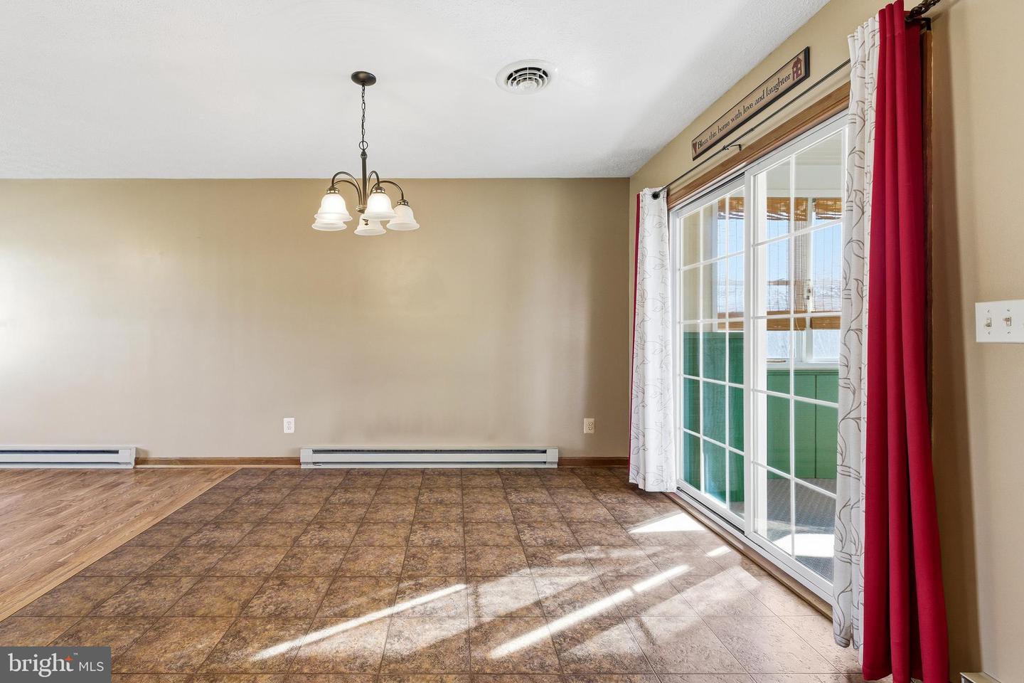 323 WESTLU DR, LURAY, Virginia 22835, 3 Bedrooms Bedrooms, ,2 BathroomsBathrooms,Residential,For sale,323 WESTLU DR,VAPA2005896 MLS # VAPA2005896