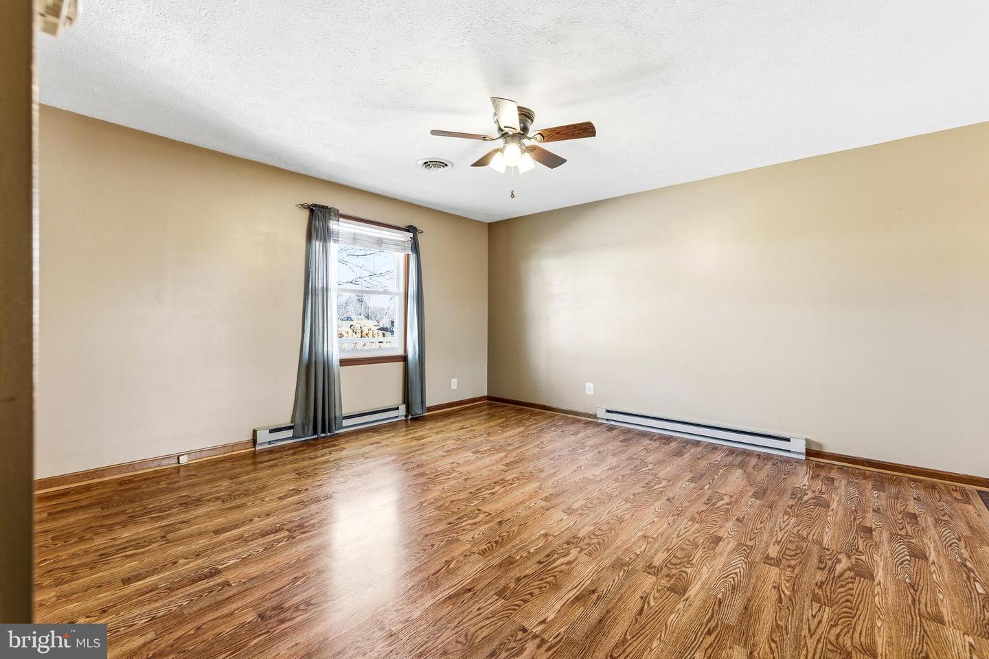 323 WESTLU DR, LURAY, Virginia 22835, 3 Bedrooms Bedrooms, ,2 BathroomsBathrooms,Residential,For sale,323 WESTLU DR,VAPA2005896 MLS # VAPA2005896