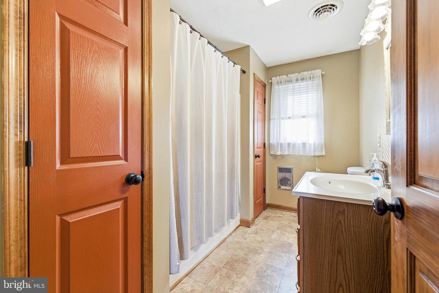 323 WESTLU DR, LURAY, Virginia 22835, 3 Bedrooms Bedrooms, ,2 BathroomsBathrooms,Residential,For sale,323 WESTLU DR,VAPA2005896 MLS # VAPA2005896