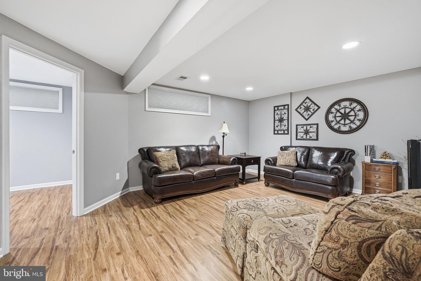 11411 HOLLOW TIMBER CT, RESTON, Virginia 20194, 3 Bedrooms Bedrooms, ,3 BathroomsBathrooms,Residential,For sale,11411 HOLLOW TIMBER CT,VAFX2285938 MLS # VAFX2285938