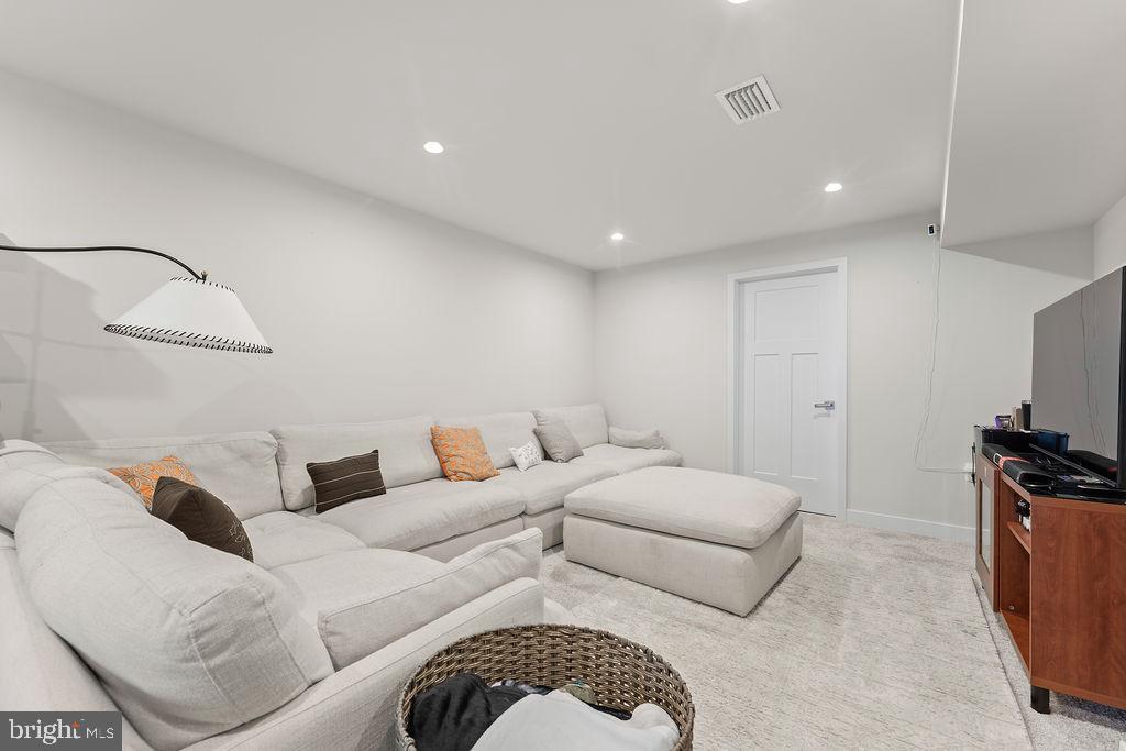 18368 CENTENNIAL CIR, RUTHER GLEN, Virginia 22546, 4 Bedrooms Bedrooms, ,3 BathroomsBathrooms,Residential,For sale,18368 CENTENNIAL CIR,VACV2009416 MLS # VACV2009416