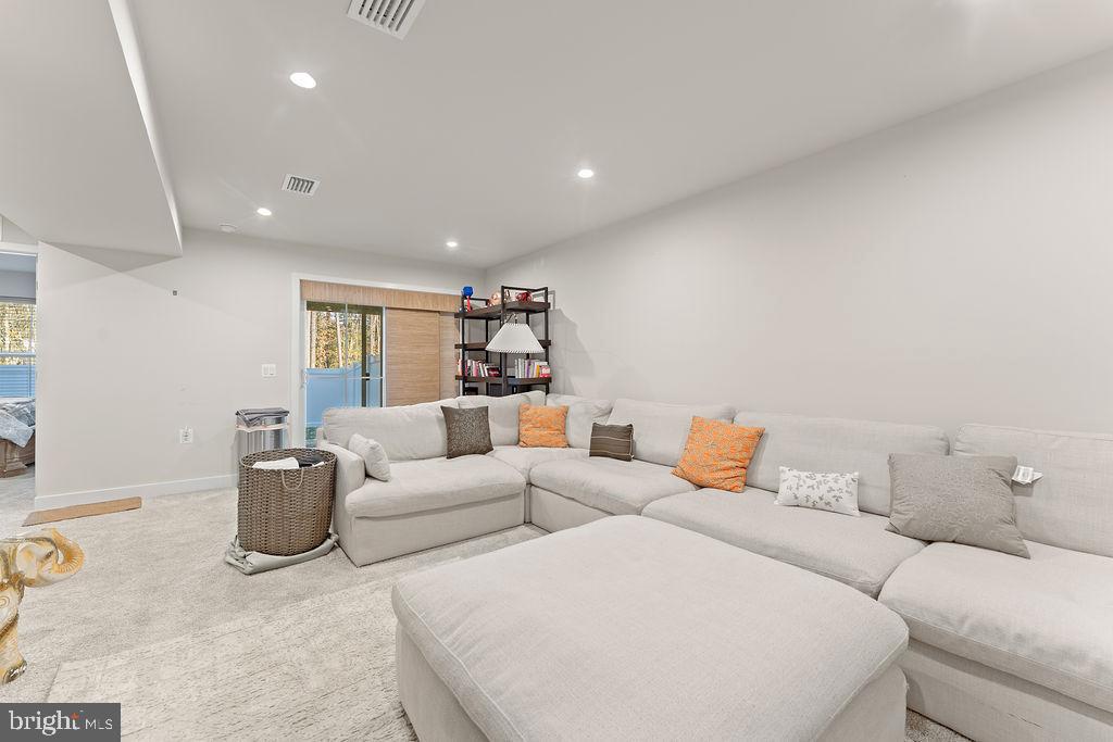 18368 CENTENNIAL CIR, RUTHER GLEN, Virginia 22546, 4 Bedrooms Bedrooms, ,3 BathroomsBathrooms,Residential,For sale,18368 CENTENNIAL CIR,VACV2009416 MLS # VACV2009416