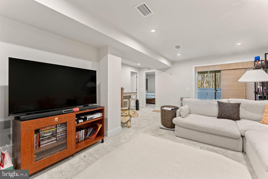 18368 CENTENNIAL CIR, RUTHER GLEN, Virginia 22546, 4 Bedrooms Bedrooms, ,3 BathroomsBathrooms,Residential,For sale,18368 CENTENNIAL CIR,VACV2009416 MLS # VACV2009416