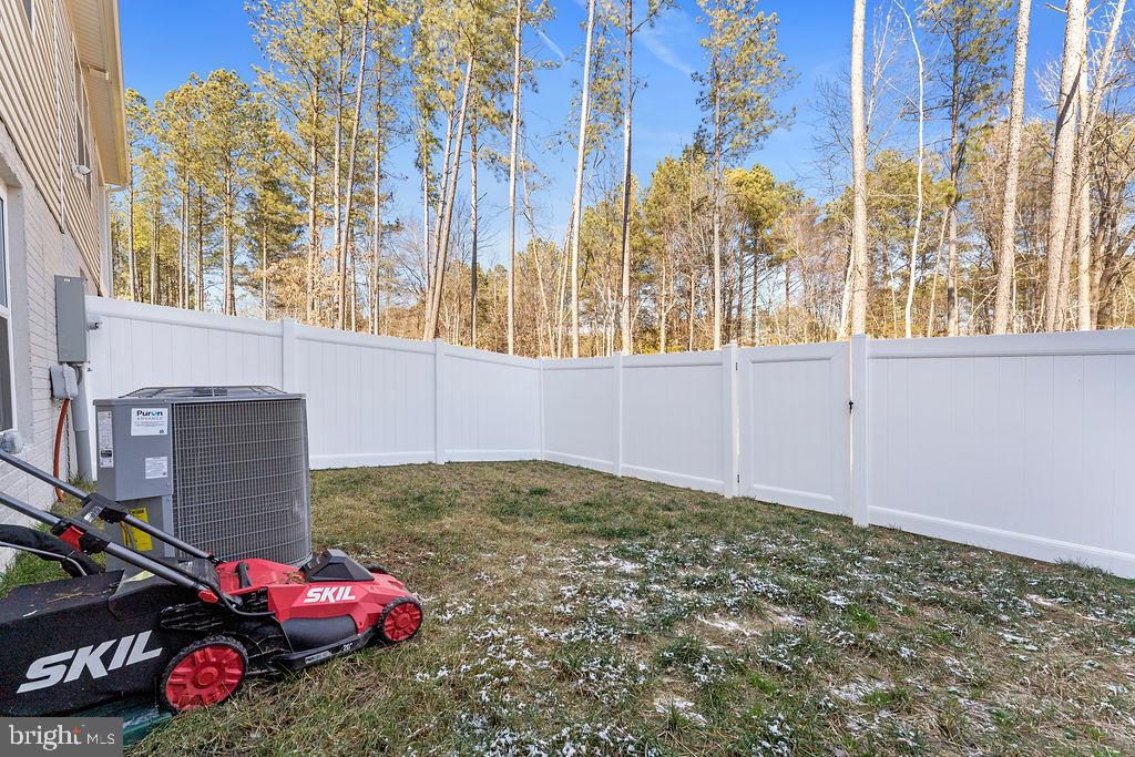 18368 CENTENNIAL CIR, RUTHER GLEN, Virginia 22546, 4 Bedrooms Bedrooms, ,3 BathroomsBathrooms,Residential,For sale,18368 CENTENNIAL CIR,VACV2009416 MLS # VACV2009416