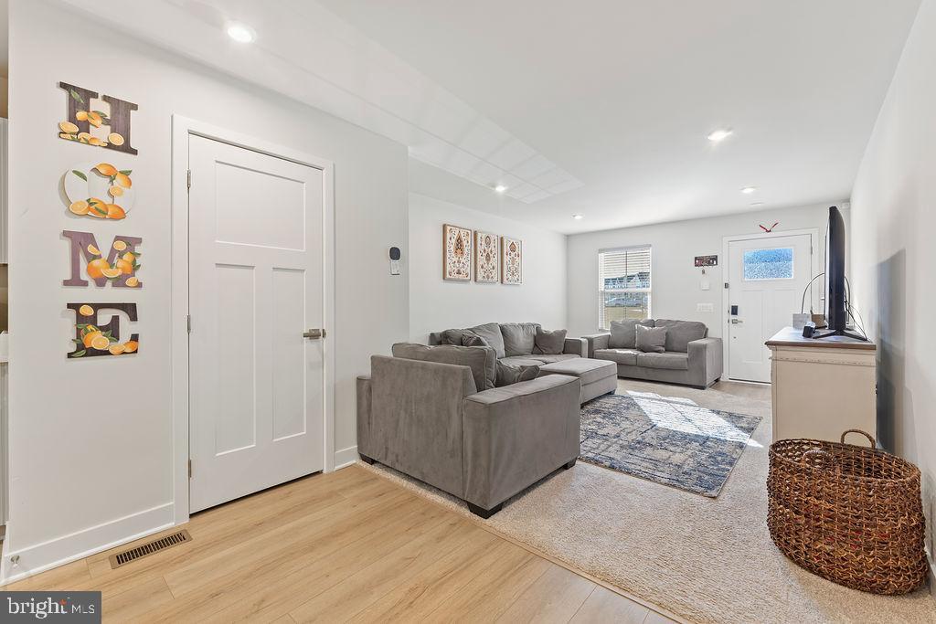 18368 CENTENNIAL CIR, RUTHER GLEN, Virginia 22546, 4 Bedrooms Bedrooms, ,3 BathroomsBathrooms,Residential,For sale,18368 CENTENNIAL CIR,VACV2009416 MLS # VACV2009416