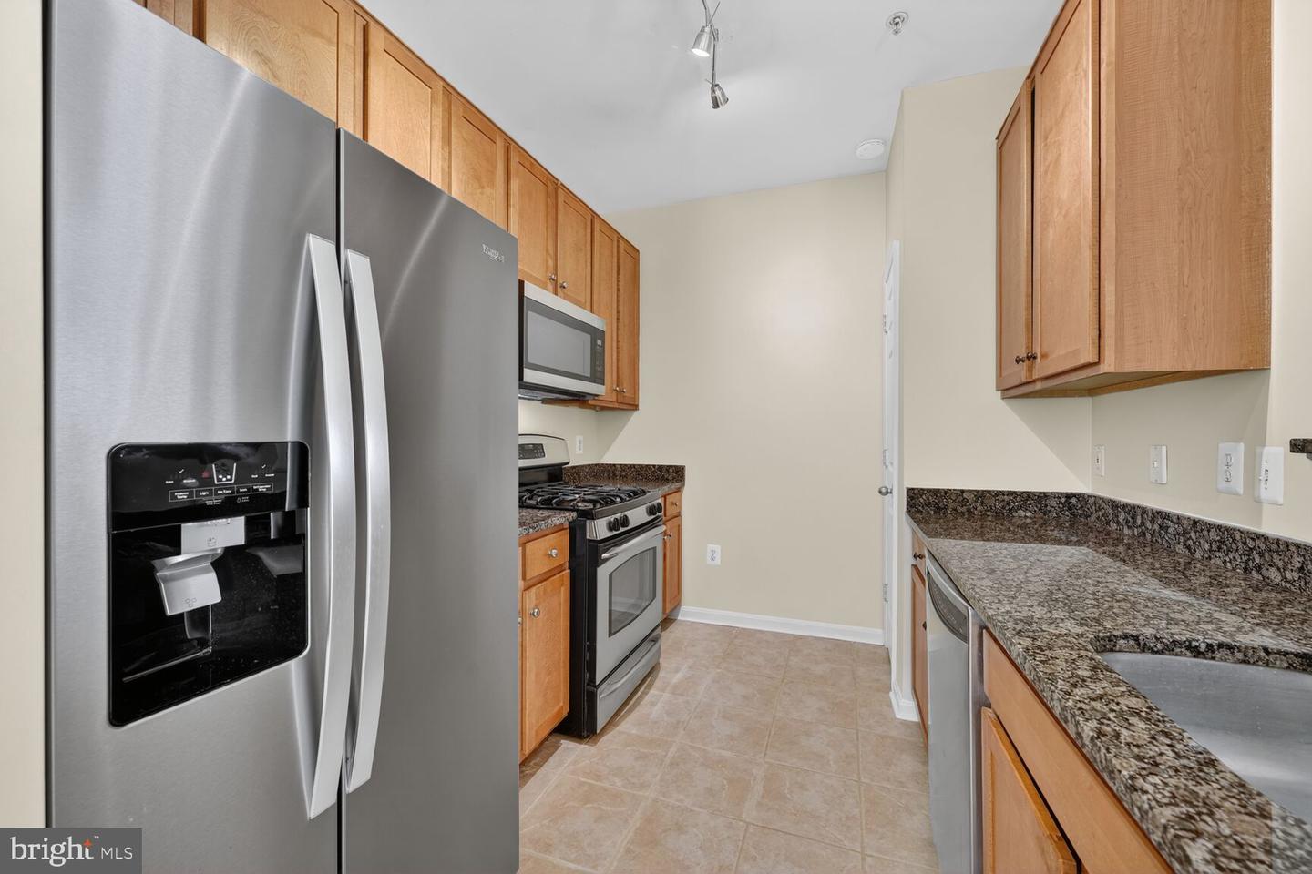 4862 EISENHOWER AVE #373, ALEXANDRIA, Virginia 22304, 1 Bedroom Bedrooms, ,1 BathroomBathrooms,Residential,For sale,4862 EISENHOWER AVE #373,VAAX2053258 MLS # VAAX2053258