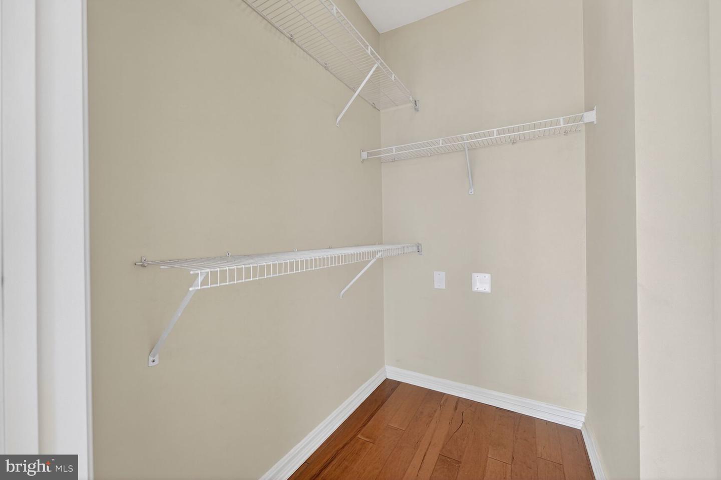4862 EISENHOWER AVE #373, ALEXANDRIA, Virginia 22304, 1 Bedroom Bedrooms, ,1 BathroomBathrooms,Residential,For sale,4862 EISENHOWER AVE #373,VAAX2053258 MLS # VAAX2053258