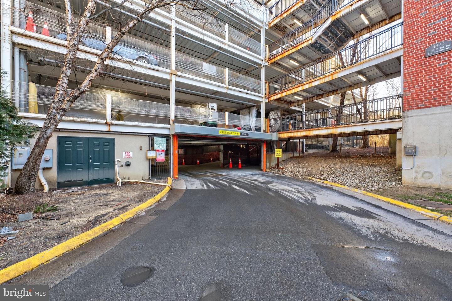 4862 EISENHOWER AVE #373, ALEXANDRIA, Virginia 22304, 1 Bedroom Bedrooms, ,1 BathroomBathrooms,Residential,For sale,4862 EISENHOWER AVE #373,VAAX2053258 MLS # VAAX2053258