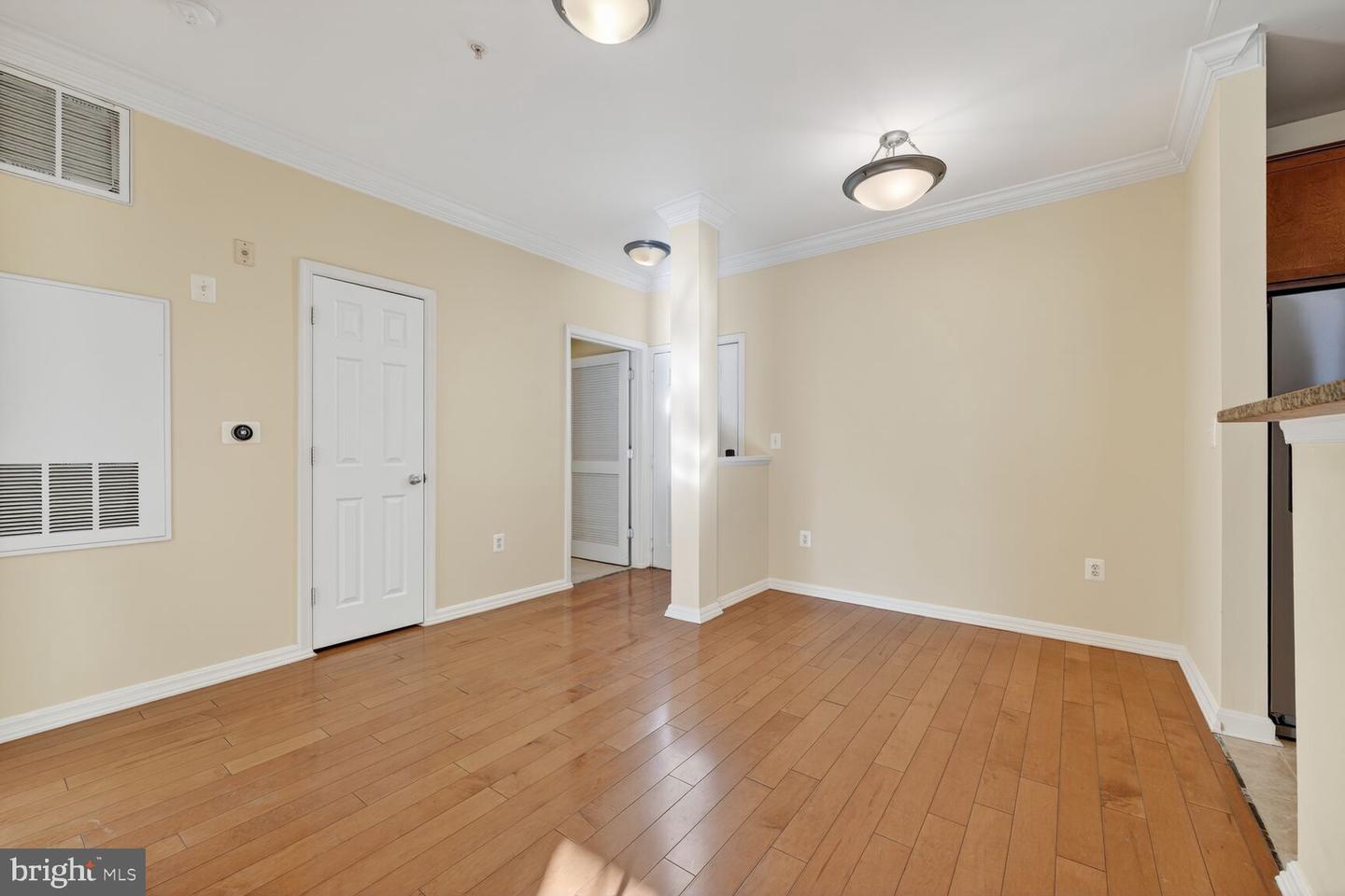 4862 EISENHOWER AVE #373, ALEXANDRIA, Virginia 22304, 1 Bedroom Bedrooms, ,1 BathroomBathrooms,Residential,For sale,4862 EISENHOWER AVE #373,VAAX2053258 MLS # VAAX2053258