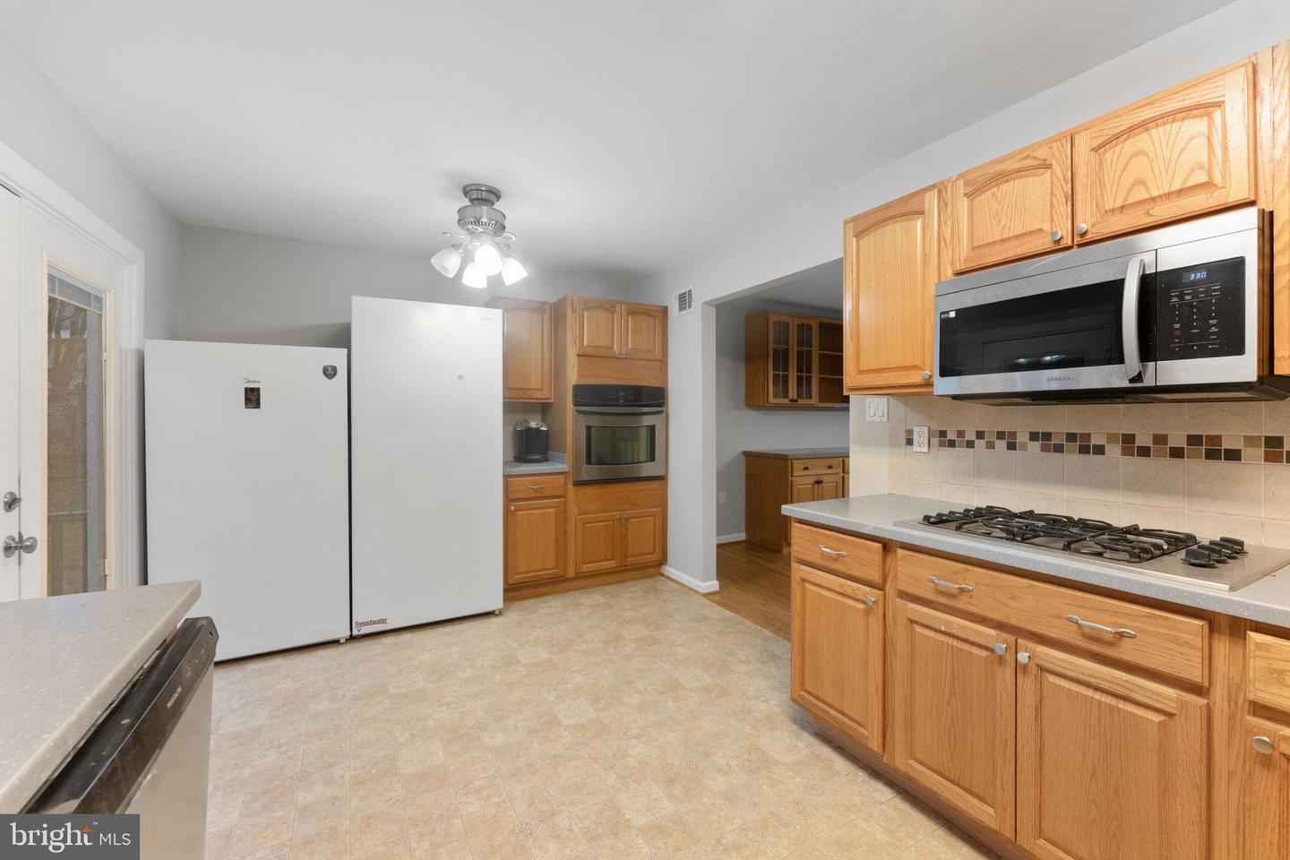 13200 HAWTHORN LN, WOODBRIDGE, Virginia 22193, 4 Bedrooms Bedrooms, 7 Rooms Rooms,2 BathroomsBathrooms,Residential,For sale,13200 HAWTHORN LN,VAPW2110700 MLS # VAPW2110700 13200 HAWTHORN LN, WOODBRIDGE, Virginia 22193, 4 Bedrooms Bedrooms, 7 Rooms Rooms,2 BathroomsBathrooms,Residential,For sale,13200 HAWTHORN LN,VAPW2110700 MLS # VAPW2110700