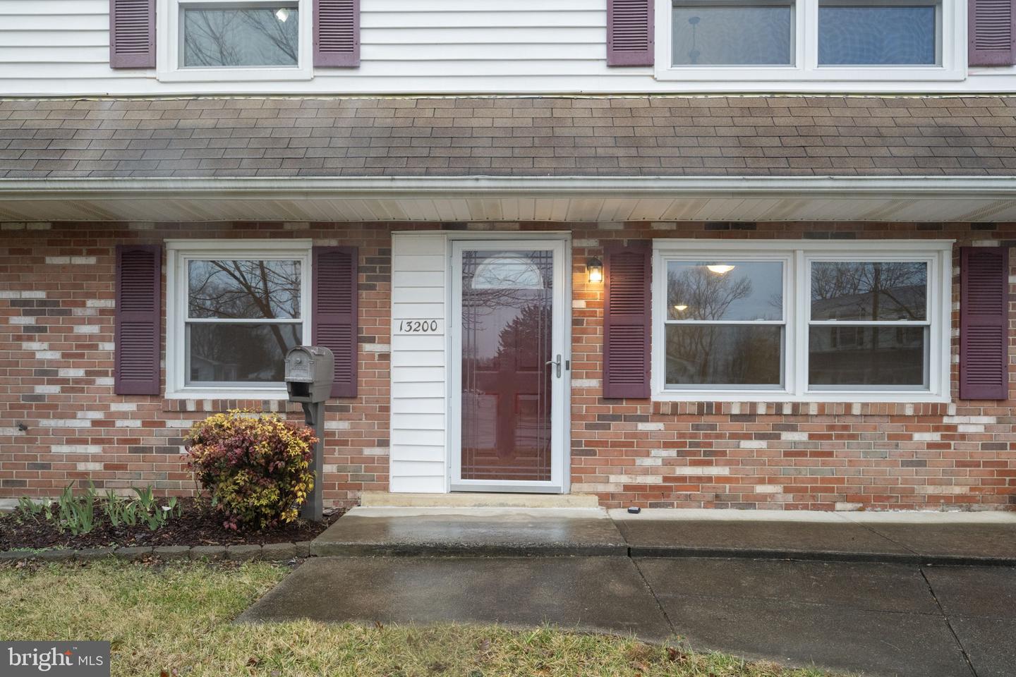 13200 HAWTHORN LN, WOODBRIDGE, Virginia 22193, 4 Bedrooms Bedrooms, 7 Rooms Rooms,2 BathroomsBathrooms,Residential,For sale,13200 HAWTHORN LN,VAPW2110700 MLS # VAPW2110700 13200 HAWTHORN LN, WOODBRIDGE, Virginia 22193, 4 Bedrooms Bedrooms, 7 Rooms Rooms,2 BathroomsBathrooms,Residential,For sale,13200 HAWTHORN LN,VAPW2110700 MLS # VAPW2110700