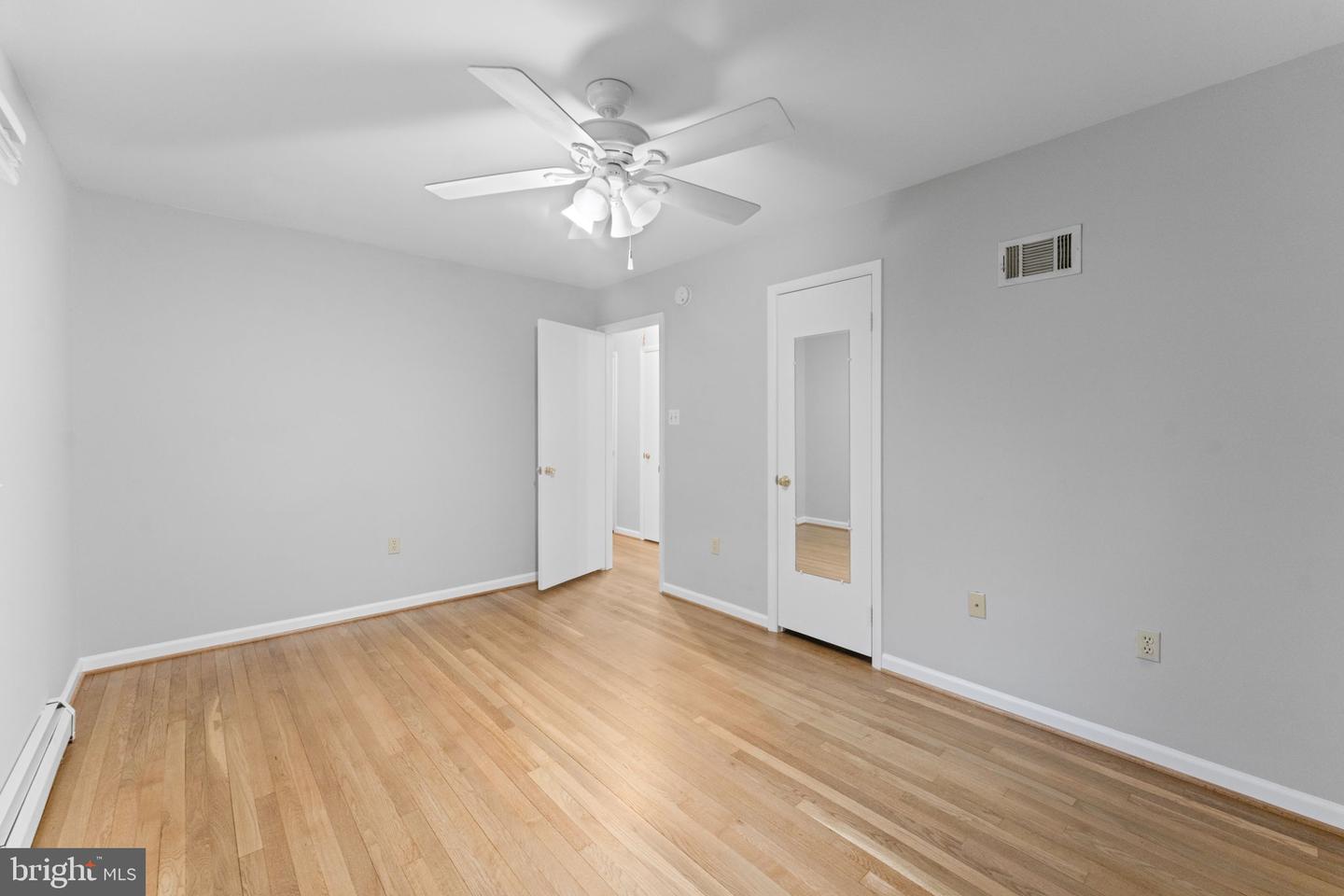 13200 HAWTHORN LN, WOODBRIDGE, Virginia 22193, 4 Bedrooms Bedrooms, 7 Rooms Rooms,2 BathroomsBathrooms,Residential,For sale,13200 HAWTHORN LN,VAPW2110700 MLS # VAPW2110700 13200 HAWTHORN LN, WOODBRIDGE, Virginia 22193, 4 Bedrooms Bedrooms, 7 Rooms Rooms,2 BathroomsBathrooms,Residential,For sale,13200 HAWTHORN LN,VAPW2110700 MLS # VAPW2110700