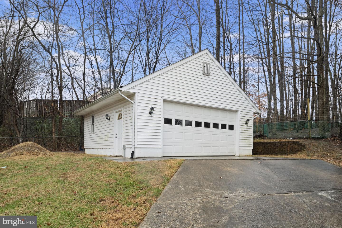 13200 HAWTHORN LN, WOODBRIDGE, Virginia 22193, 4 Bedrooms Bedrooms, 7 Rooms Rooms,2 BathroomsBathrooms,Residential,For sale,13200 HAWTHORN LN,VAPW2110700 MLS # VAPW2110700 13200 HAWTHORN LN, WOODBRIDGE, Virginia 22193, 4 Bedrooms Bedrooms, 7 Rooms Rooms,2 BathroomsBathrooms,Residential,For sale,13200 HAWTHORN LN,VAPW2110700 MLS # VAPW2110700