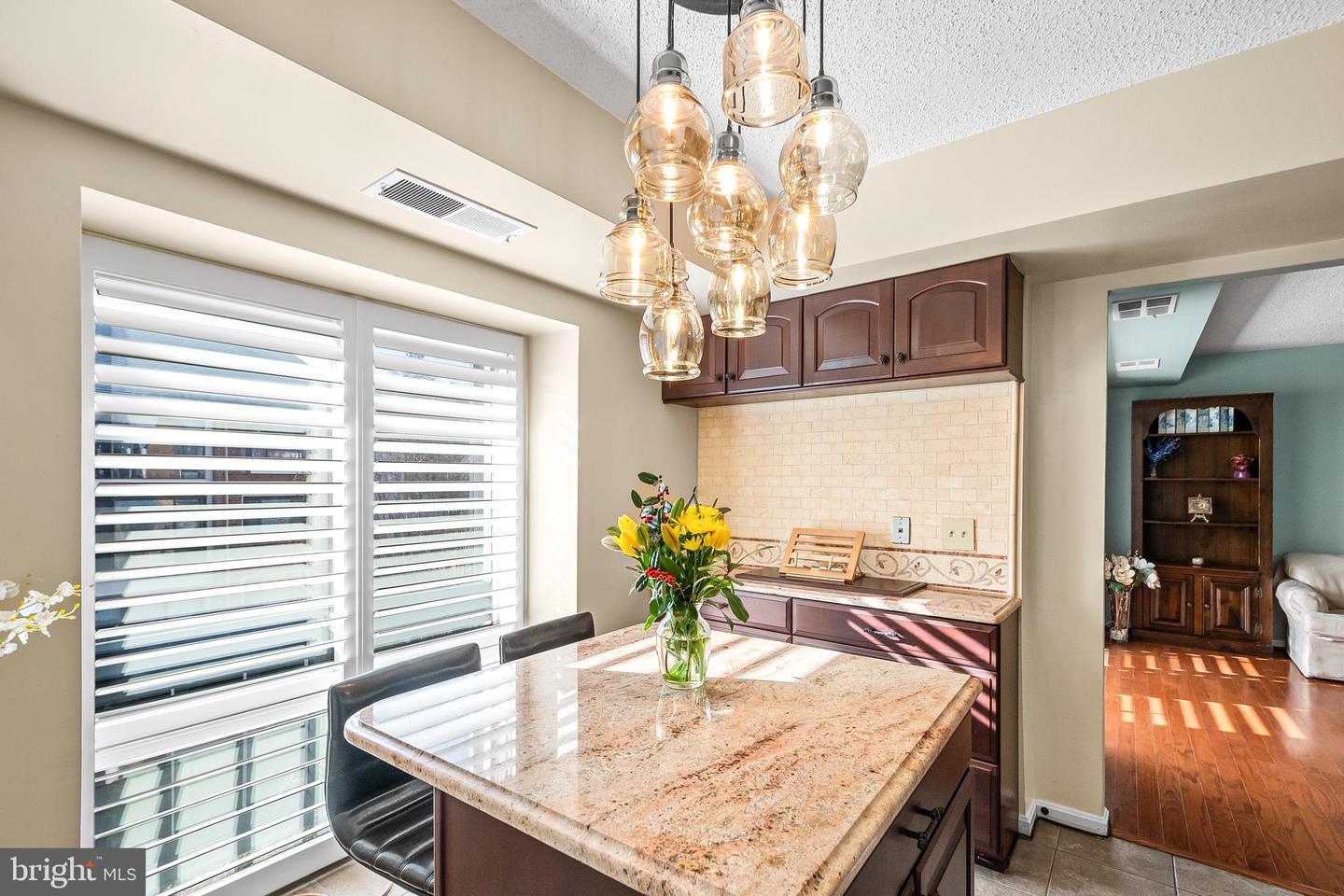 10225 VALENTINO DR #7214, OAKTON, Virginia 22124, 1 Bedroom Bedrooms, ,1 BathroomBathrooms,Residential,For sale,10225 VALENTINO DR #7214,VAFX2286454 MLS # VAFX2286454