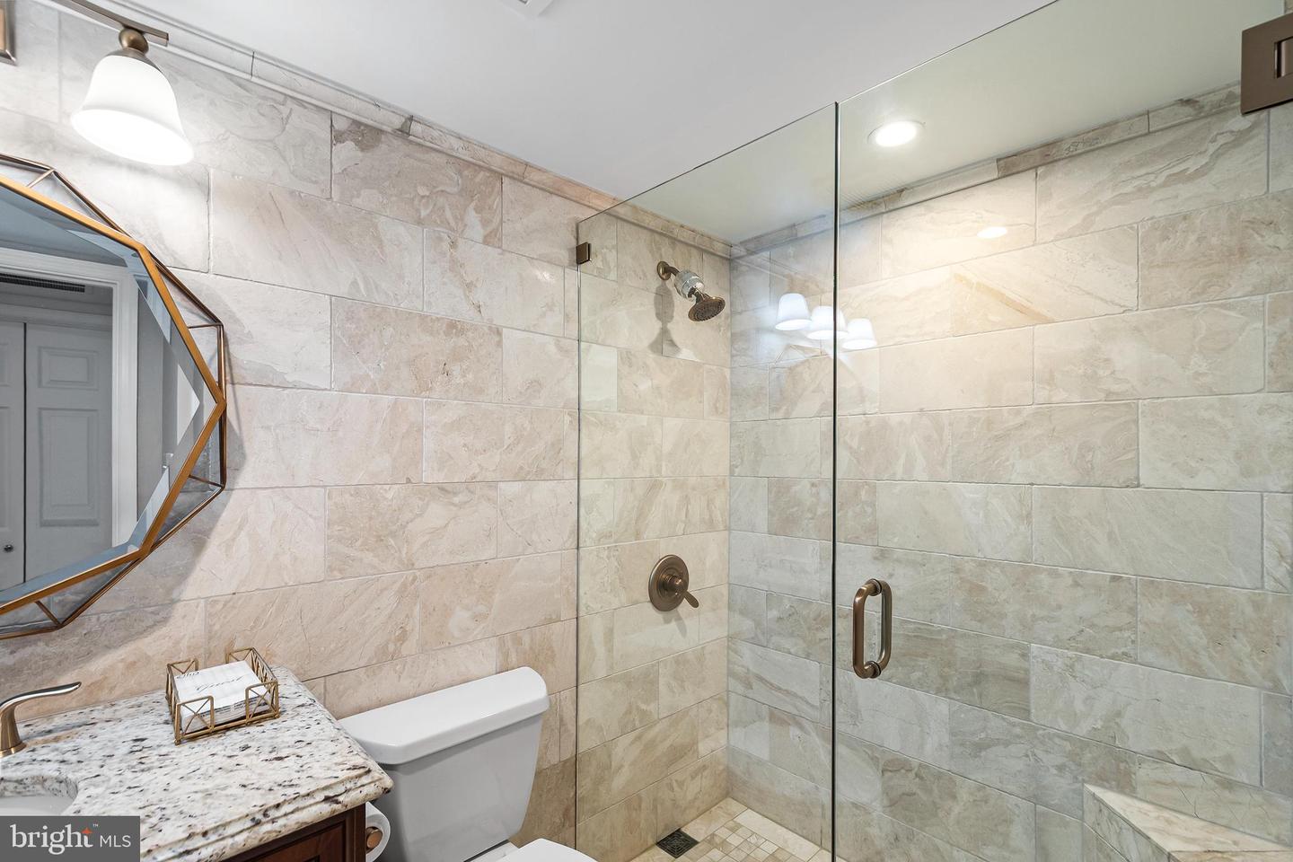 10225 VALENTINO DR #7214, OAKTON, Virginia 22124, 1 Bedroom Bedrooms, ,1 BathroomBathrooms,Residential,For sale,10225 VALENTINO DR #7214,VAFX2286454 MLS # VAFX2286454