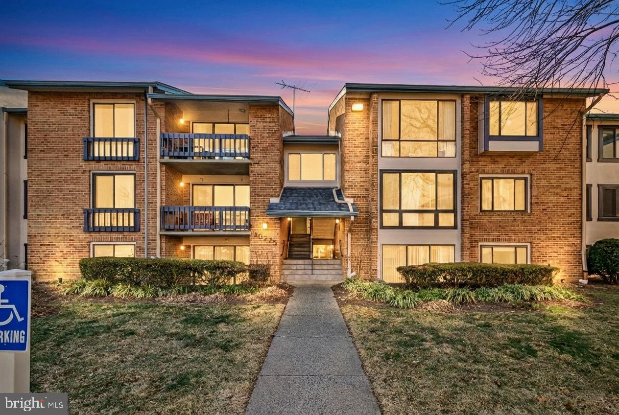 10225 VALENTINO DR #7214, OAKTON, Virginia 22124, 1 Bedroom Bedrooms, ,1 BathroomBathrooms,Residential,For sale,10225 VALENTINO DR #7214,VAFX2286454 MLS # VAFX2286454