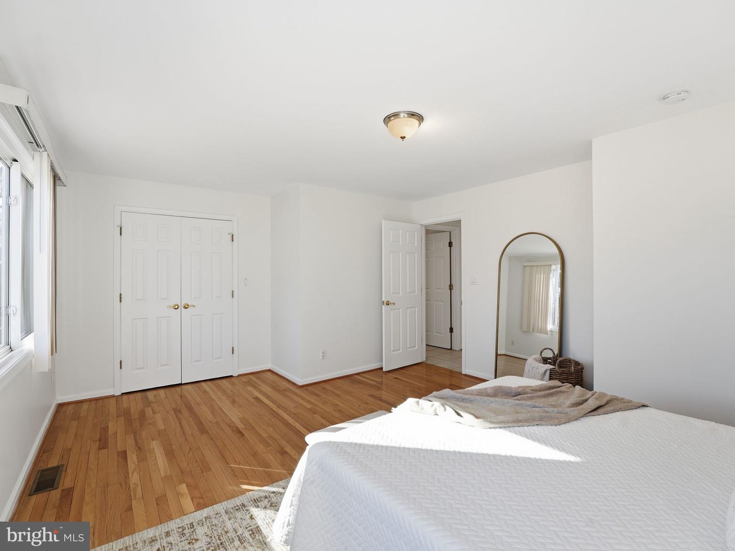 3501 PERRY ST, FAIRFAX, Virginia 22030, 5 Bedrooms Bedrooms, ,4 BathroomsBathrooms,Residential,For sale,3501 PERRY ST,VAFX2286564 MLS # VAFX2286564 3501 PERRY ST, FAIRFAX, Virginia 22030, 5 Bedrooms Bedrooms, ,4 BathroomsBathrooms,Residential,For sale,3501 PERRY ST,VAFX2286564 MLS # VAFX2286564