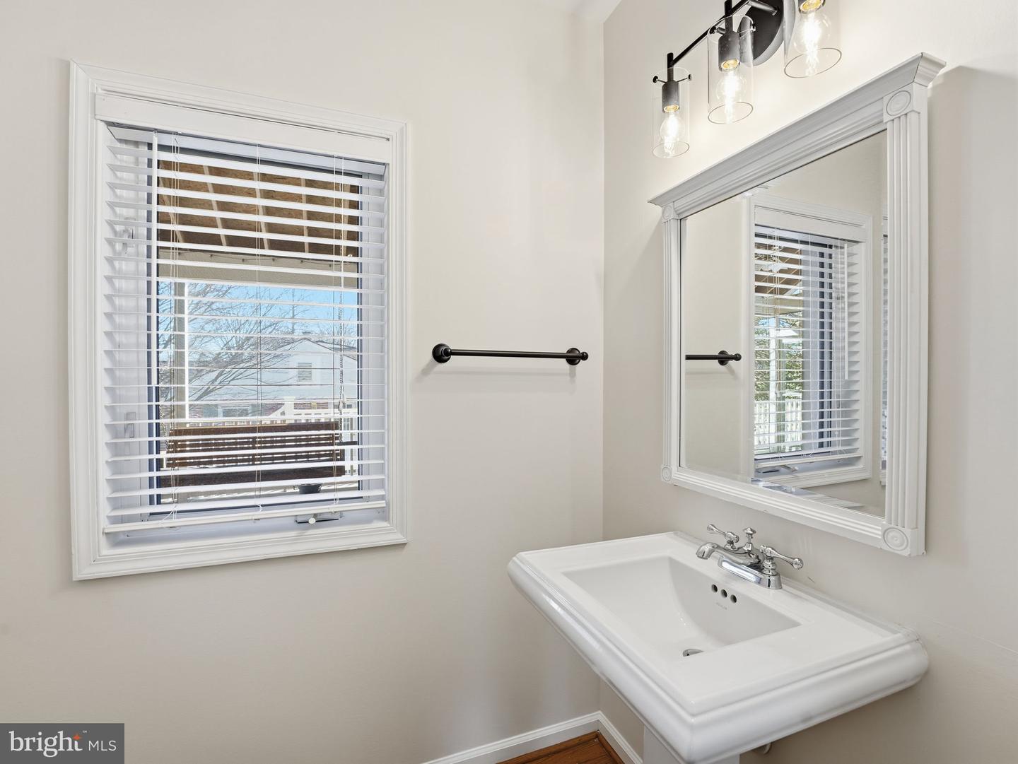 3501 PERRY ST, FAIRFAX, Virginia 22030, 5 Bedrooms Bedrooms, ,4 BathroomsBathrooms,Residential,For sale,3501 PERRY ST,VAFX2286564 MLS # VAFX2286564 3501 PERRY ST, FAIRFAX, Virginia 22030, 5 Bedrooms Bedrooms, ,4 BathroomsBathrooms,Residential,For sale,3501 PERRY ST,VAFX2286564 MLS # VAFX2286564