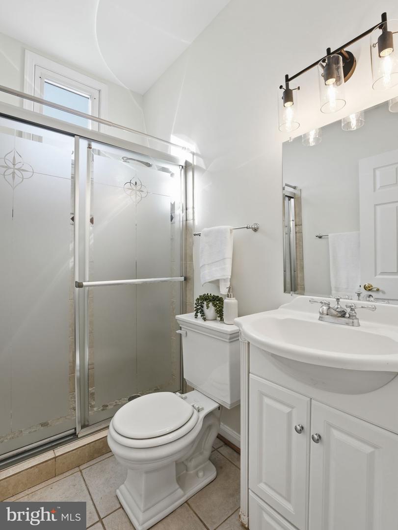 3501 PERRY ST, FAIRFAX, Virginia 22030, 5 Bedrooms Bedrooms, ,4 BathroomsBathrooms,Residential,For sale,3501 PERRY ST,VAFX2286564 MLS # VAFX2286564 3501 PERRY ST, FAIRFAX, Virginia 22030, 5 Bedrooms Bedrooms, ,4 BathroomsBathrooms,Residential,For sale,3501 PERRY ST,VAFX2286564 MLS # VAFX2286564