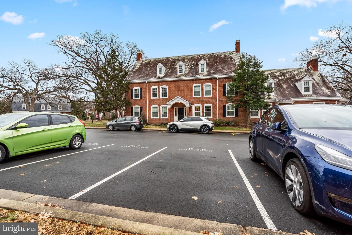 3395 S STAFFORD ST #A2, ARLINGTON, Virginia 22206, 2 Bedrooms Bedrooms, ,2 BathroomsBathrooms,Residential,For sale,3395 S STAFFORD ST #A2,VAAR2067930 MLS # VAAR2067930 3395 S STAFFORD ST #A2, ARLINGTON, Virginia 22206, 2 Bedrooms Bedrooms, ,2 BathroomsBathrooms,Residential,For sale,3395 S STAFFORD ST #A2,VAAR2067930 MLS # VAAR2067930