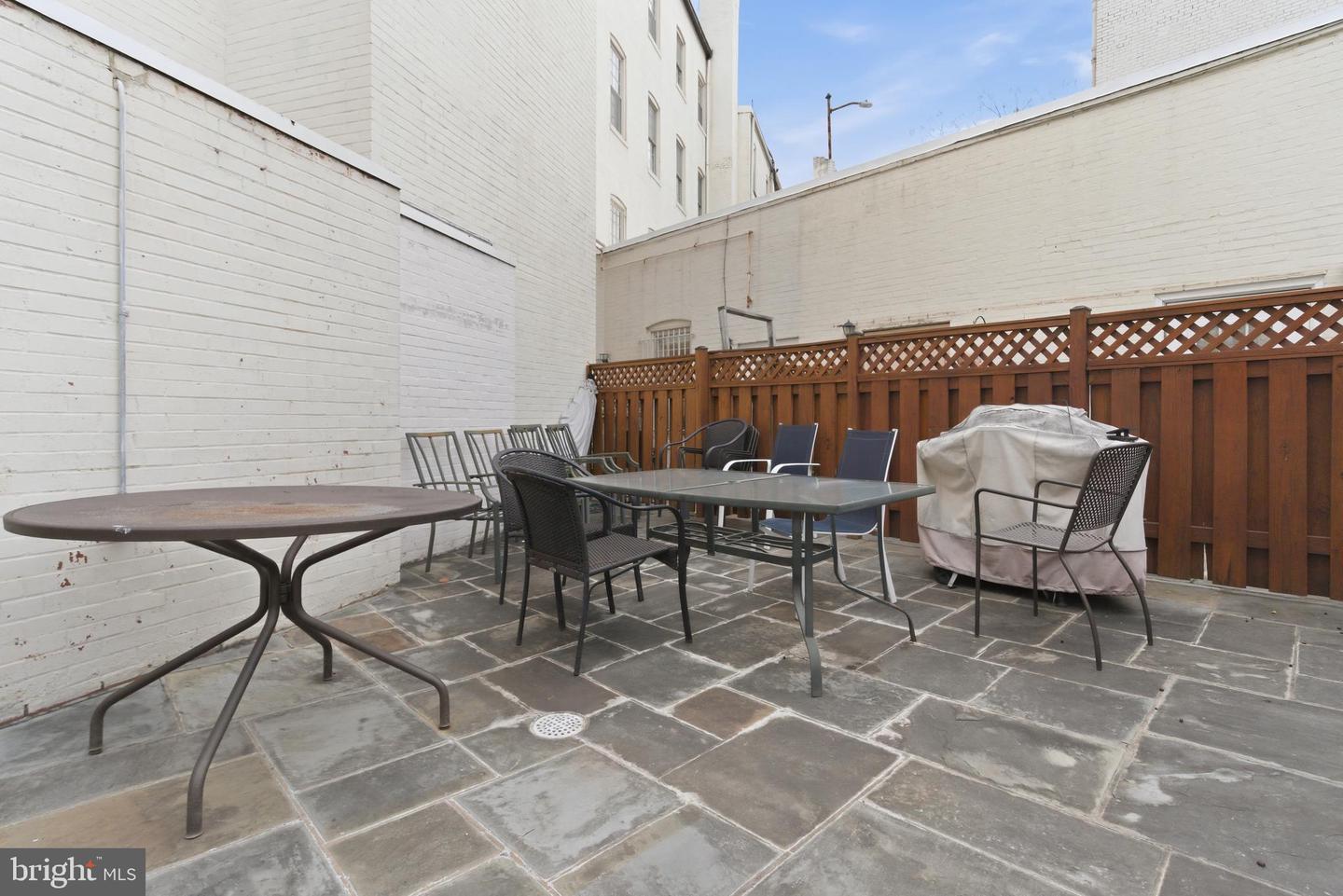 101 NORTH CAROLINA AVE SE #G, WASHINGTON, District Of Columbia 20003, 2 Rooms Rooms,1 BathroomBathrooms,Residential,For sale,101 NORTH CAROLINA AVE SE #G,DCDC2242260 MLS # DCDC2242260