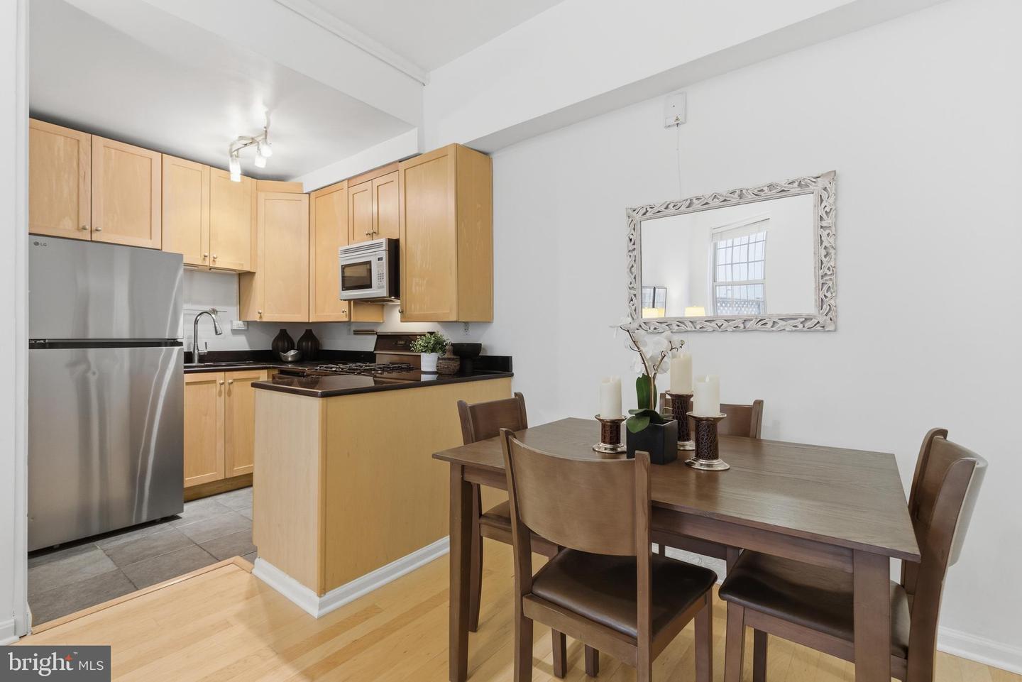 101 NORTH CAROLINA AVE SE #G, WASHINGTON, District Of Columbia 20003, 2 Rooms Rooms,1 BathroomBathrooms,Residential,For sale,101 NORTH CAROLINA AVE SE #G,DCDC2242260 MLS # DCDC2242260