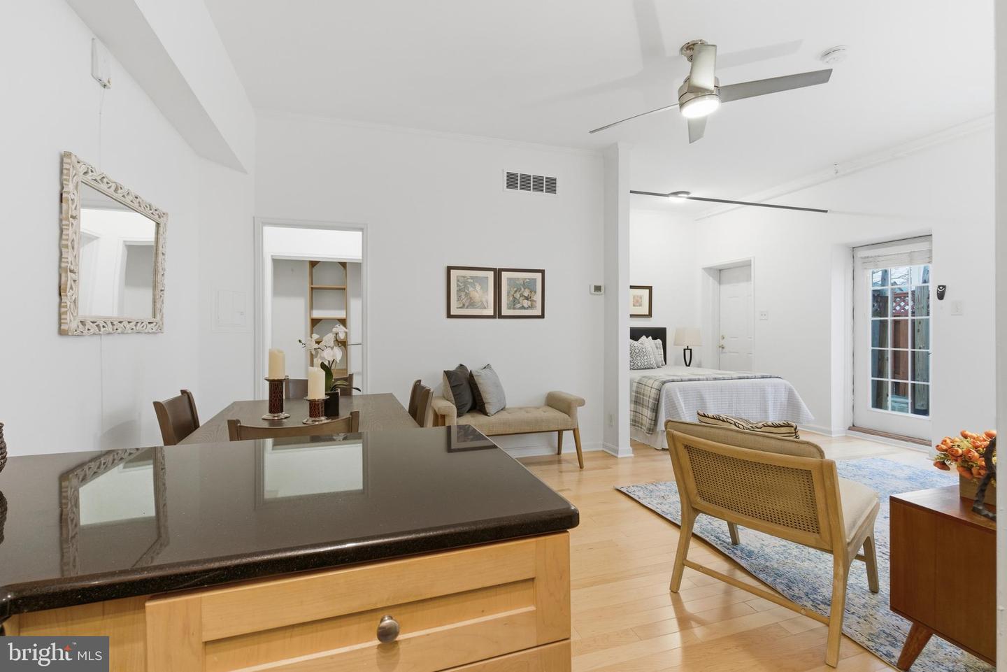 101 NORTH CAROLINA AVE SE #G, WASHINGTON, District Of Columbia 20003, 2 Rooms Rooms,1 BathroomBathrooms,Residential,For sale,101 NORTH CAROLINA AVE SE #G,DCDC2242260 MLS # DCDC2242260