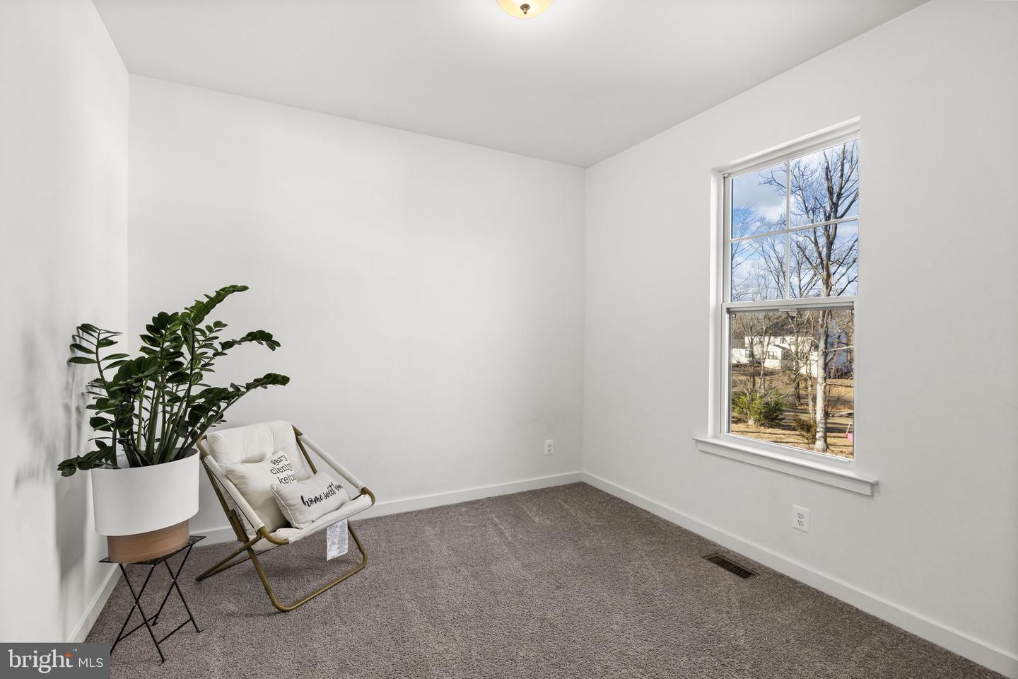 360 GREENBANK RD, FREDERICKSBURG, Virginia 22406, 5 Bedrooms Bedrooms, 18 Rooms Rooms,4 BathroomsBathrooms,Residential,For sale,360 GREENBANK RD,VAST2045394 MLS # VAST2045394