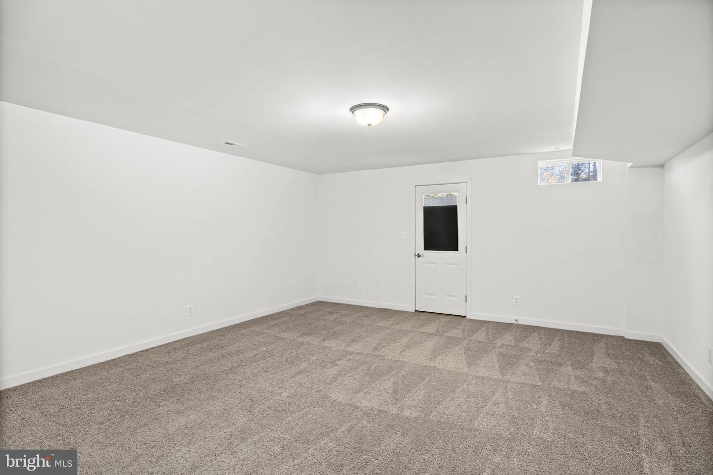 360 GREENBANK RD, FREDERICKSBURG, Virginia 22406, 5 Bedrooms Bedrooms, 18 Rooms Rooms,4 BathroomsBathrooms,Residential,For sale,360 GREENBANK RD,VAST2045394 MLS # VAST2045394