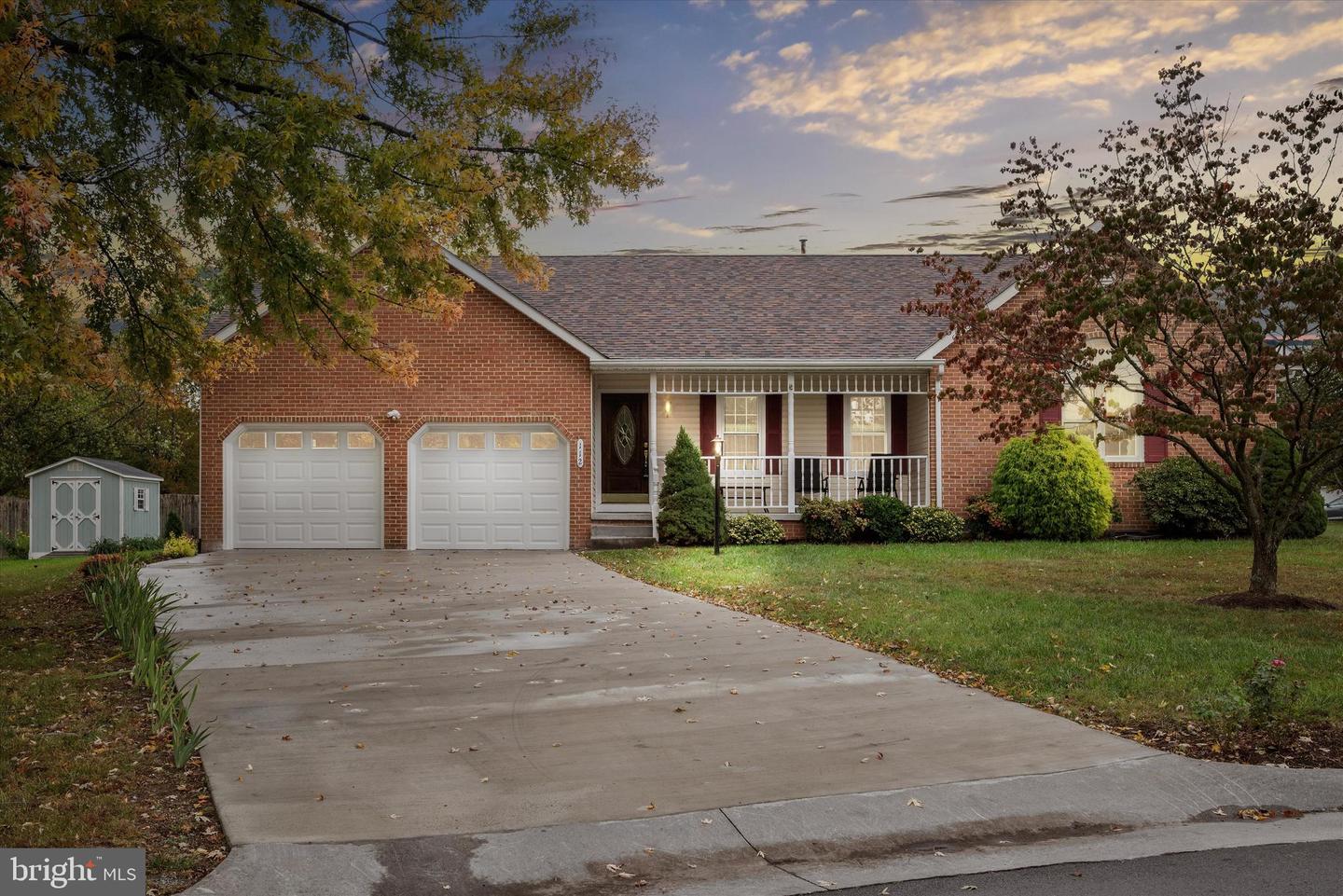 112 JEFFERSON CT, STEPHENS CITY, Virginia 22655, 3 Bedrooms Bedrooms, ,2 BathroomsBathrooms,Residential,For sale,112 JEFFERSON CT,VAFV2039108 MLS # VAFV2039108