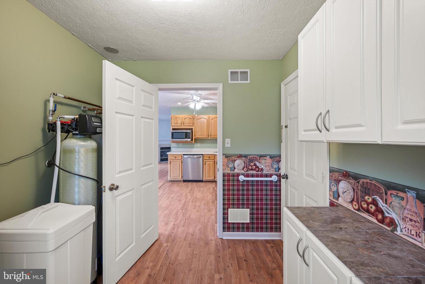 112 JEFFERSON CT, STEPHENS CITY, Virginia 22655, 3 Bedrooms Bedrooms, ,2 BathroomsBathrooms,Residential,For sale,112 JEFFERSON CT,VAFV2039108 MLS # VAFV2039108