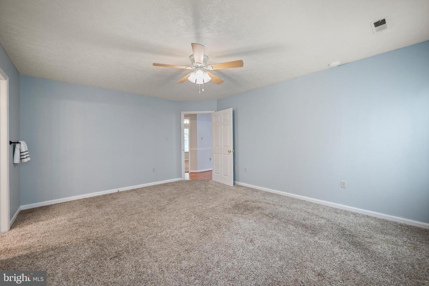 112 JEFFERSON CT, STEPHENS CITY, Virginia 22655, 3 Bedrooms Bedrooms, ,2 BathroomsBathrooms,Residential,For sale,112 JEFFERSON CT,VAFV2039108 MLS # VAFV2039108