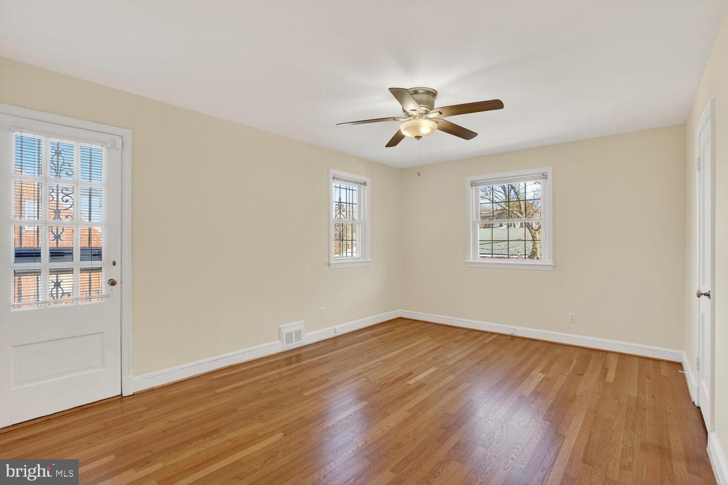 2021 32ND PL SE, WASHINGTON, District Of Columbia 20020, 3 Bedrooms Bedrooms, ,2 BathroomsBathrooms,Residential,For sale,2021 32ND PL SE,DCDC2242350 MLS # DCDC2242350