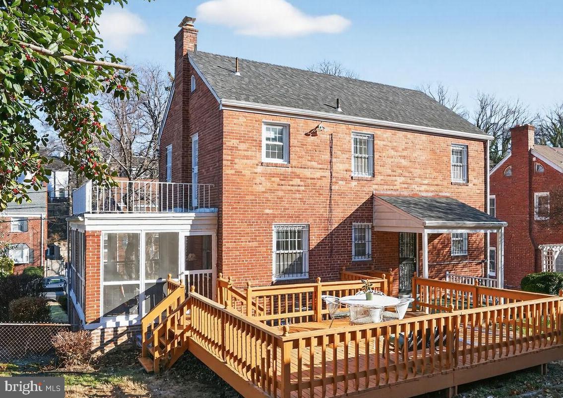 2021 32ND PL SE, WASHINGTON, District Of Columbia 20020, 3 Bedrooms Bedrooms, ,2 BathroomsBathrooms,Residential,For sale,2021 32ND PL SE,DCDC2242350 MLS # DCDC2242350