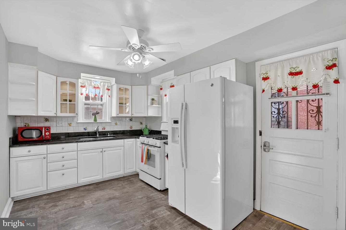2021 32ND PL SE, WASHINGTON, District Of Columbia 20020, 3 Bedrooms Bedrooms, ,2 BathroomsBathrooms,Residential,For sale,2021 32ND PL SE,DCDC2242350 MLS # DCDC2242350