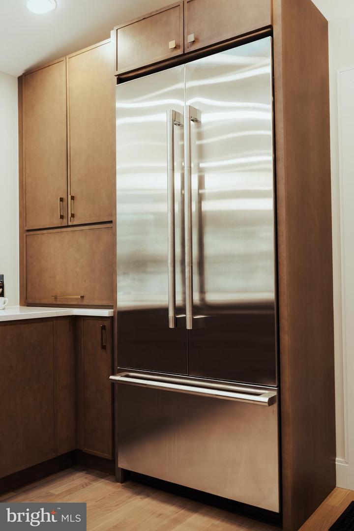 108 INTERPROMONTORY RD, GREAT FALLS, Virginia 22066, 5 Bedrooms Bedrooms, ,3 BathroomsBathrooms,Residential,For sale,108 INTERPROMONTORY RD,VAFX2286806 MLS # VAFX2286806