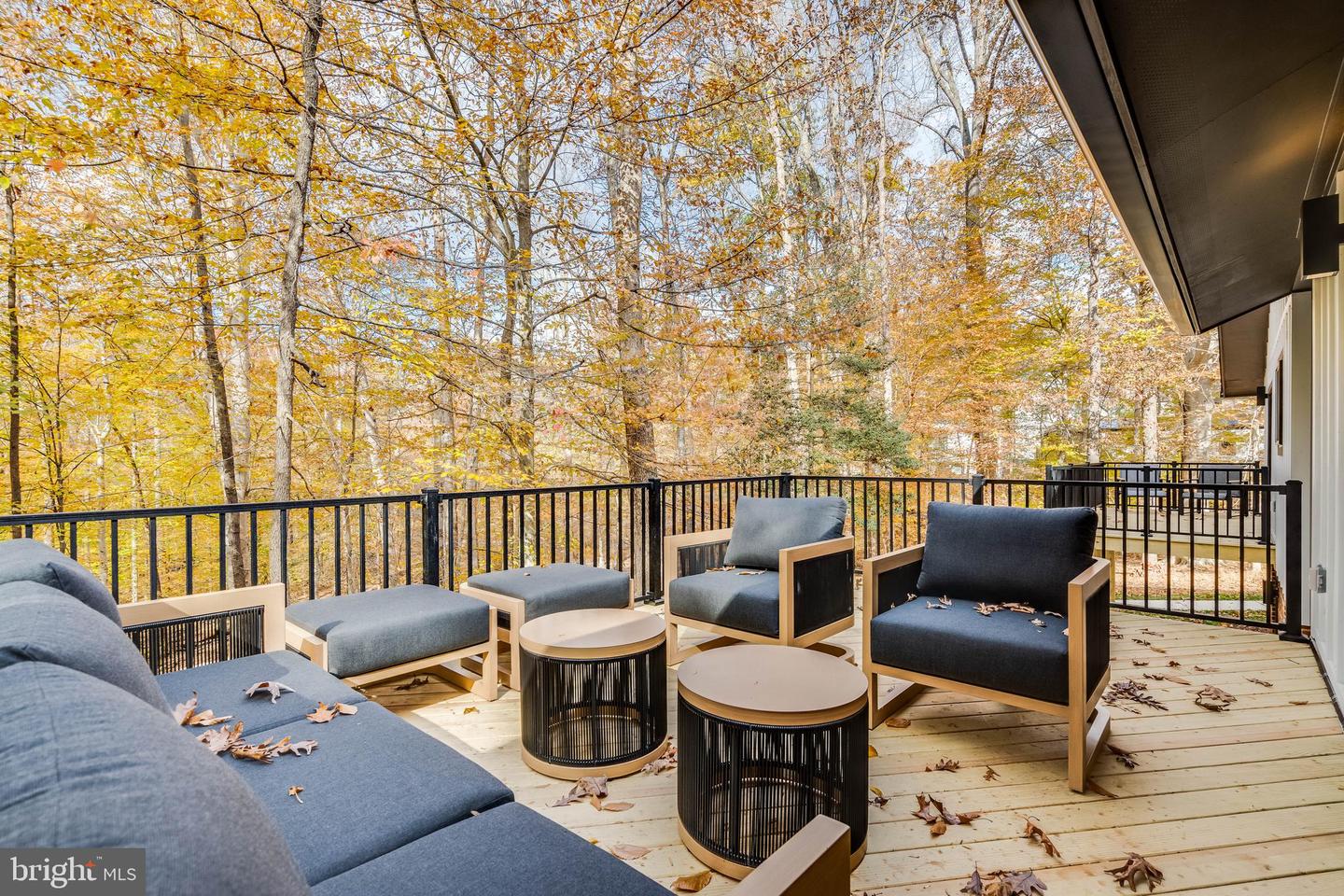 108 INTERPROMONTORY RD, GREAT FALLS, Virginia 22066, 5 Bedrooms Bedrooms, ,3 BathroomsBathrooms,Residential,For sale,108 INTERPROMONTORY RD,VAFX2286806 MLS # VAFX2286806