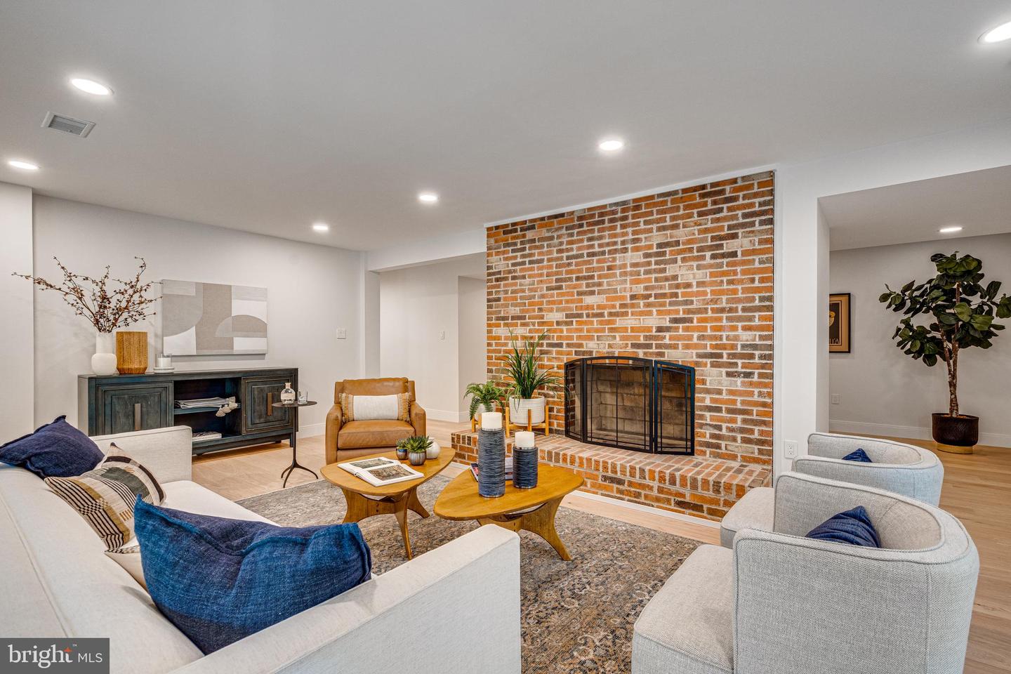 108 INTERPROMONTORY RD, GREAT FALLS, Virginia 22066, 5 Bedrooms Bedrooms, ,3 BathroomsBathrooms,Residential,For sale,108 INTERPROMONTORY RD,VAFX2286806 MLS # VAFX2286806